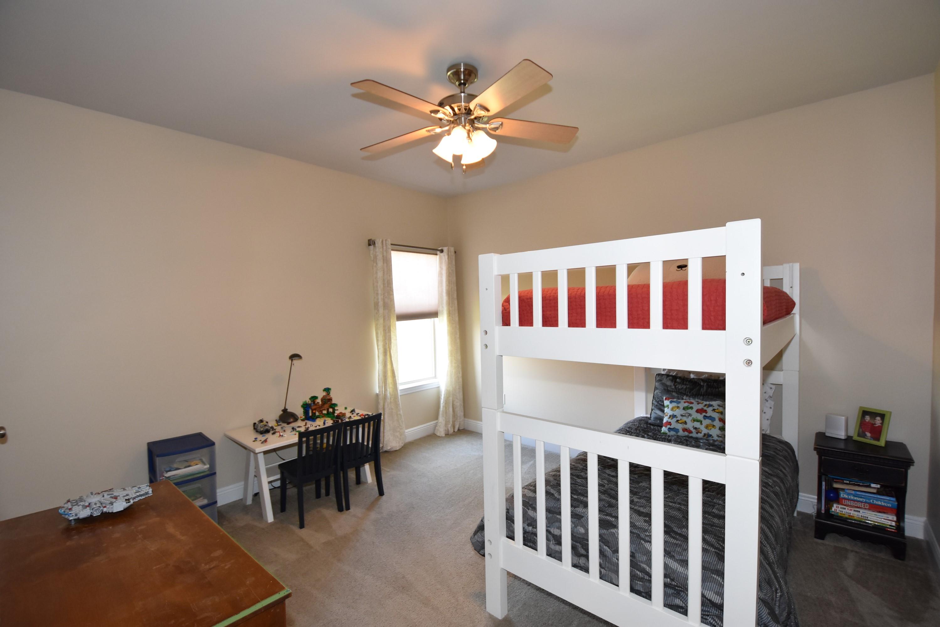 FOX VALLEY - Residential