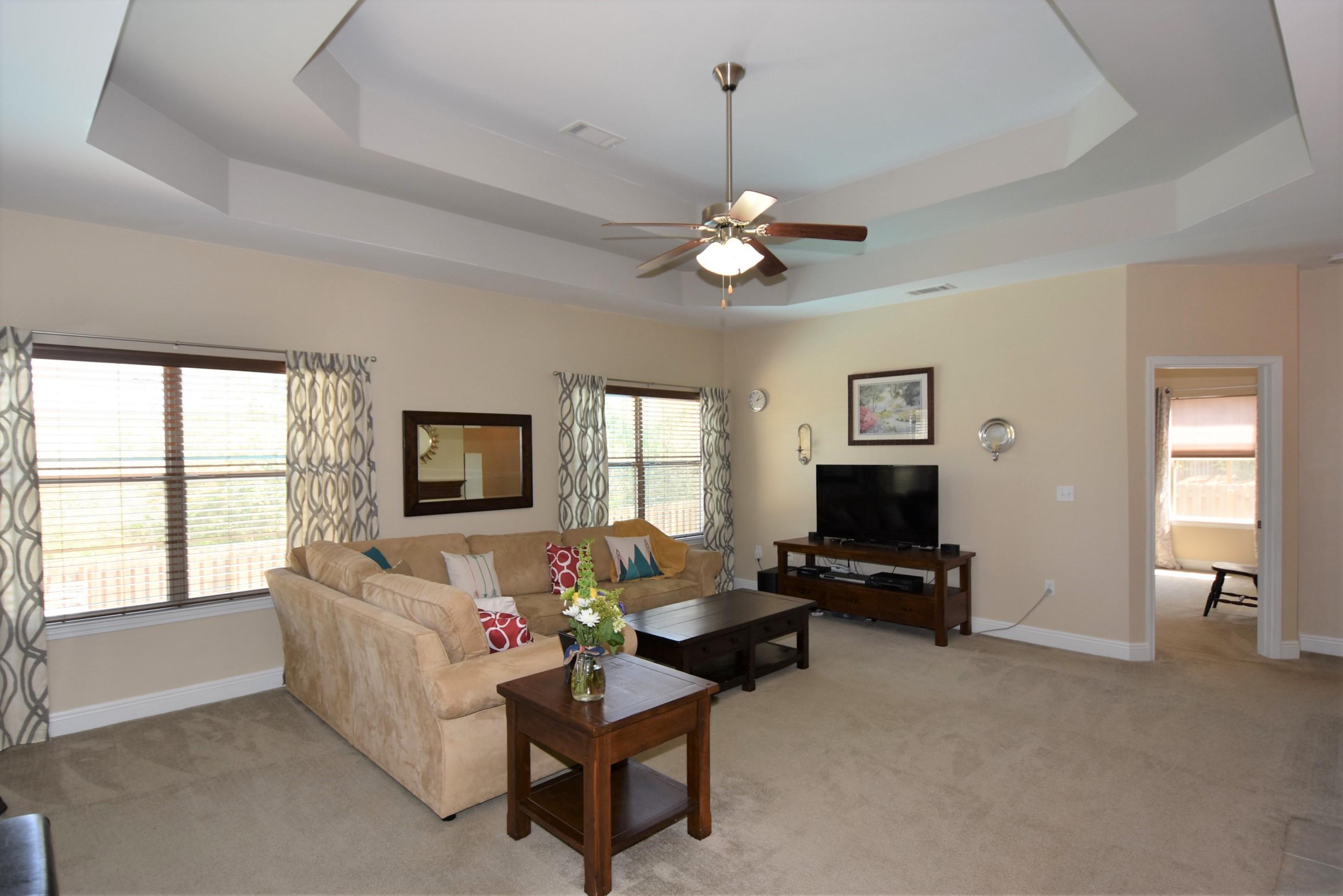 FOX VALLEY - Residential