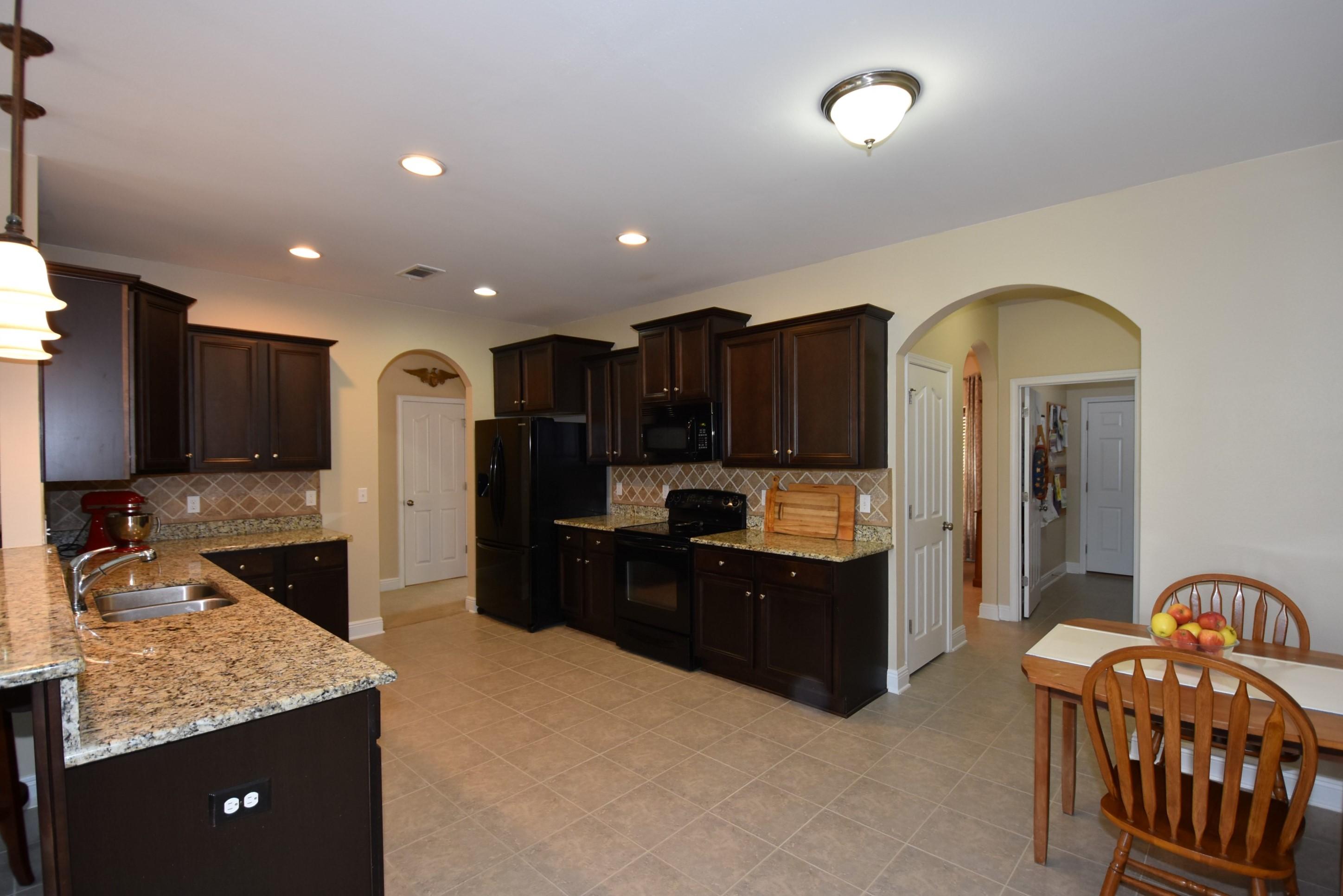 FOX VALLEY - Residential