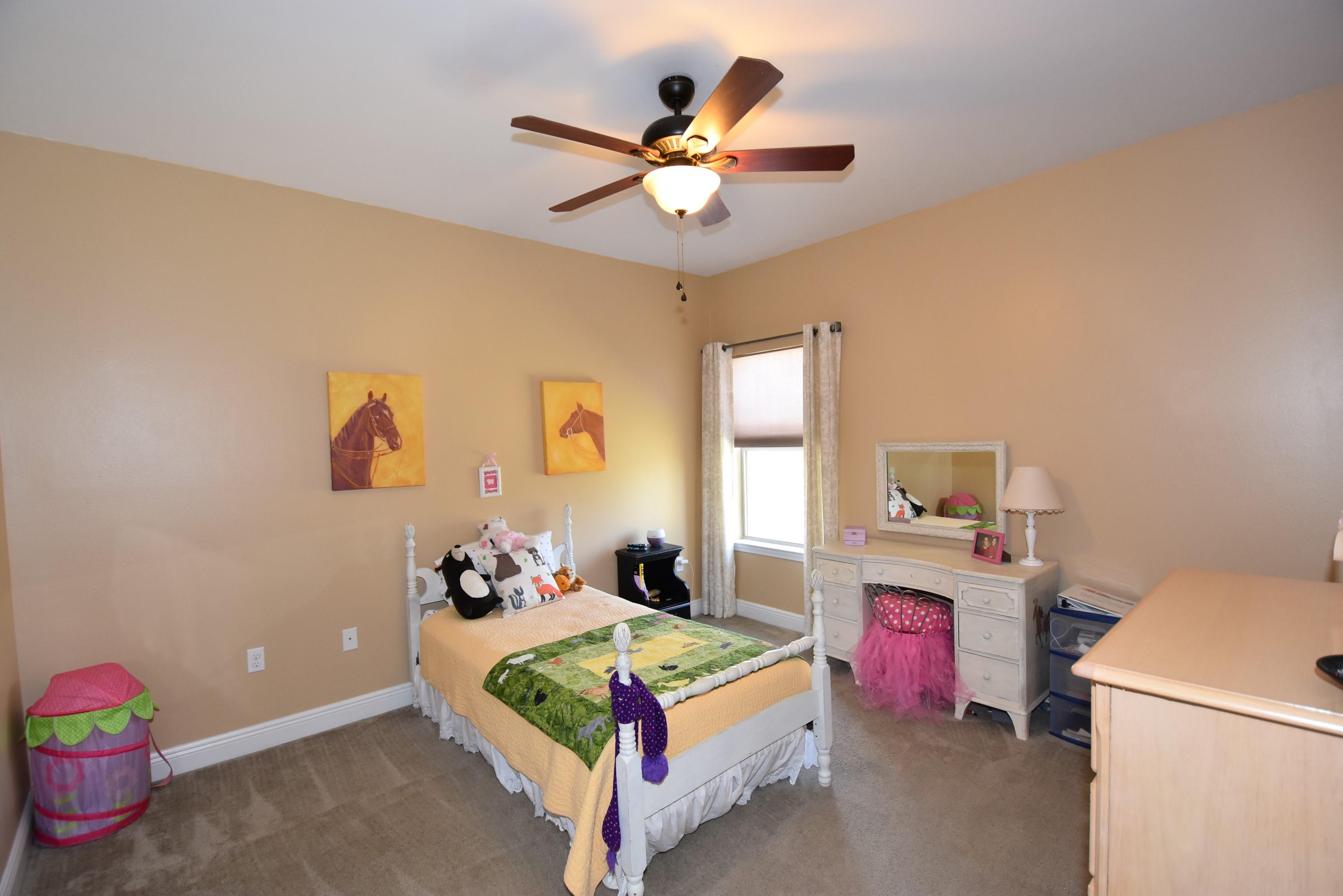 FOX VALLEY - Residential