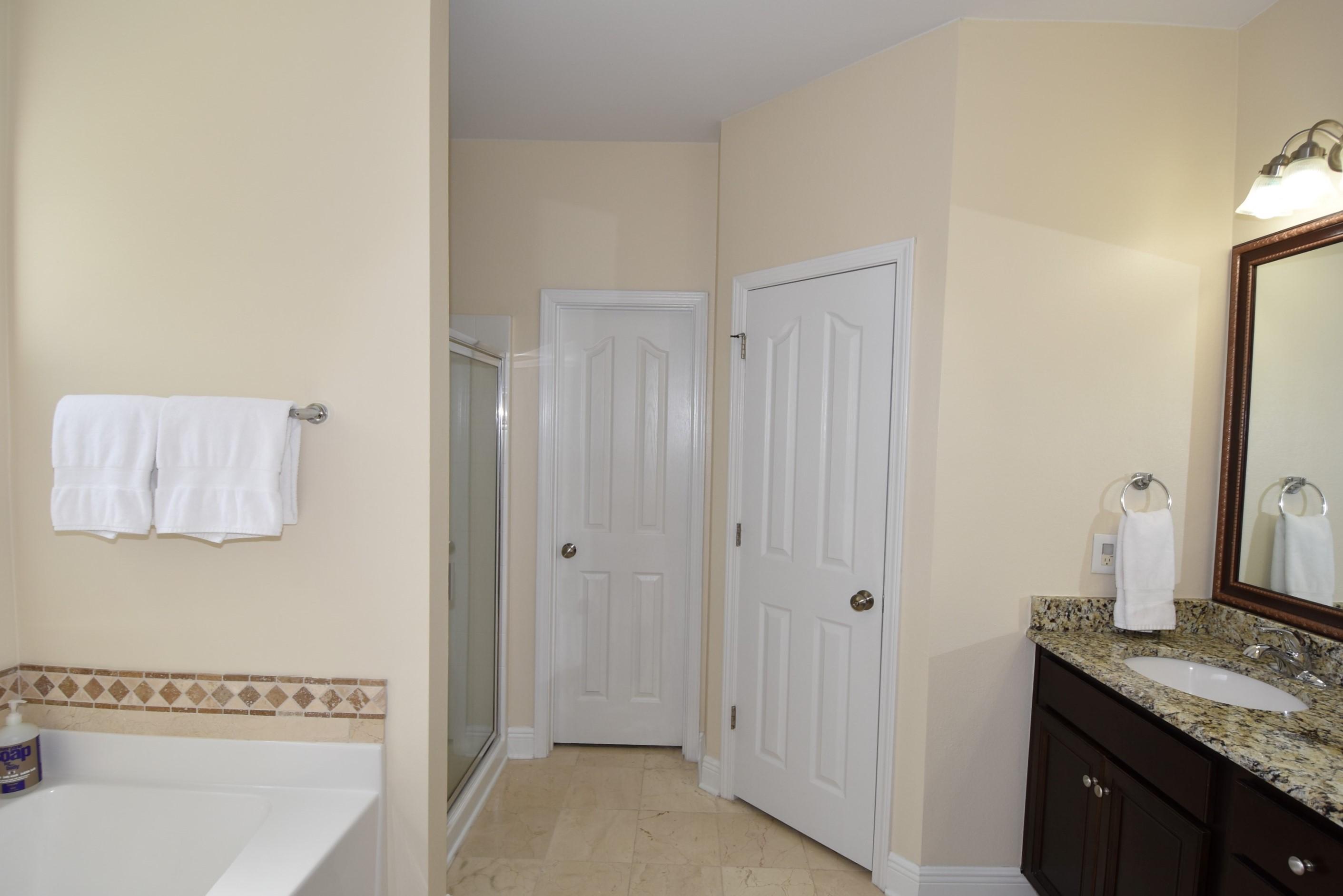 FOX VALLEY - Residential