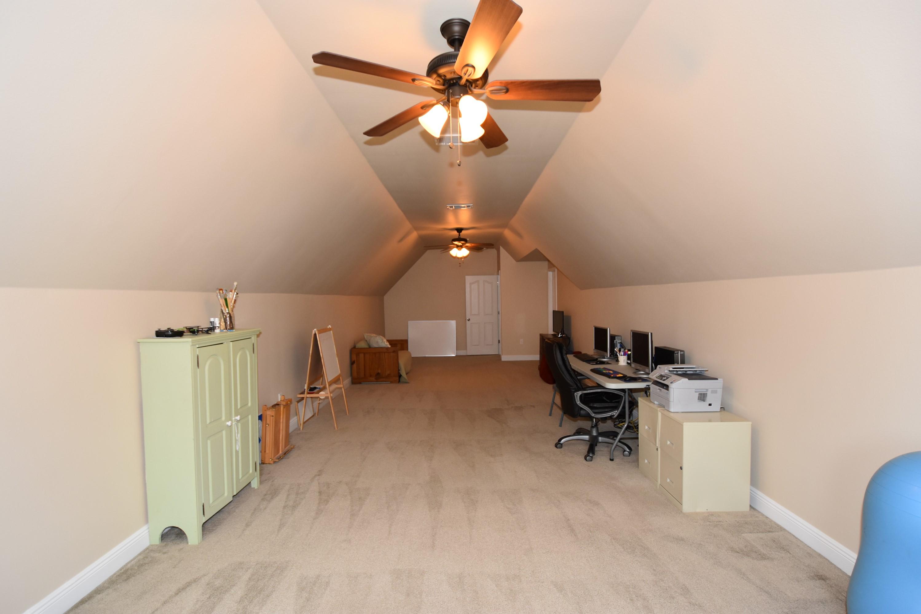 FOX VALLEY - Residential