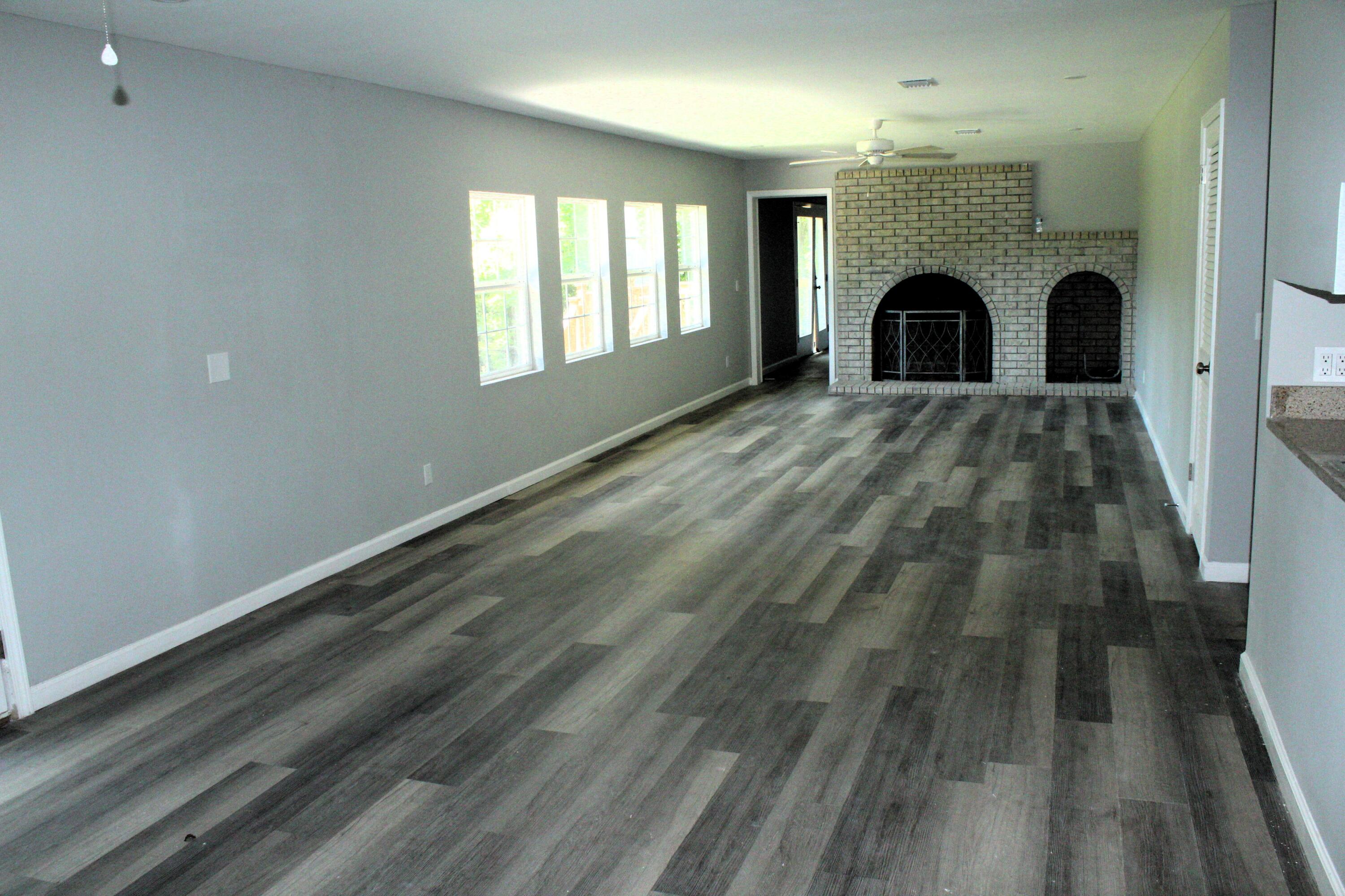 CAROLINE ADDN UNIT 3 - Residential