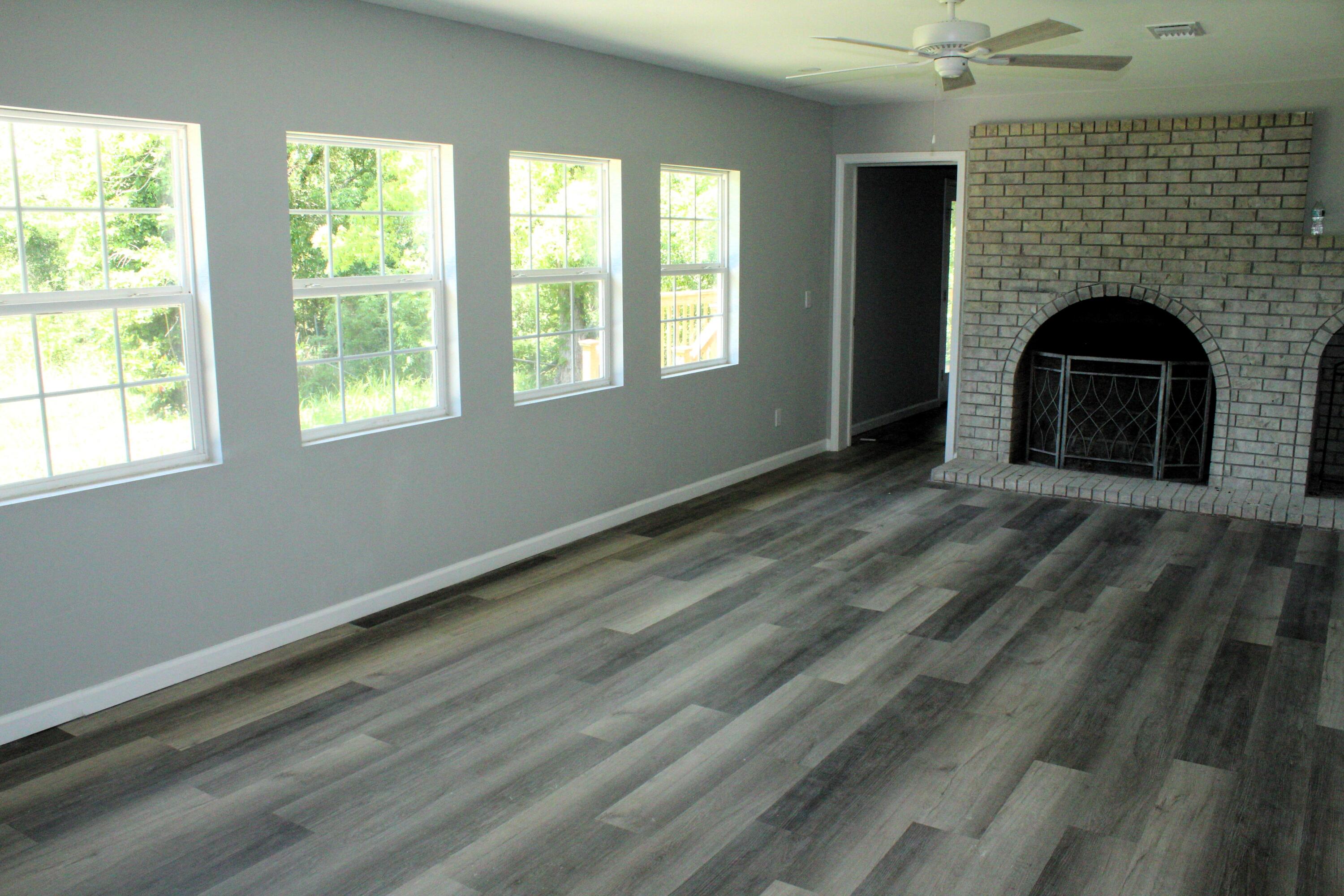 CAROLINE ADDN UNIT 3 - Residential