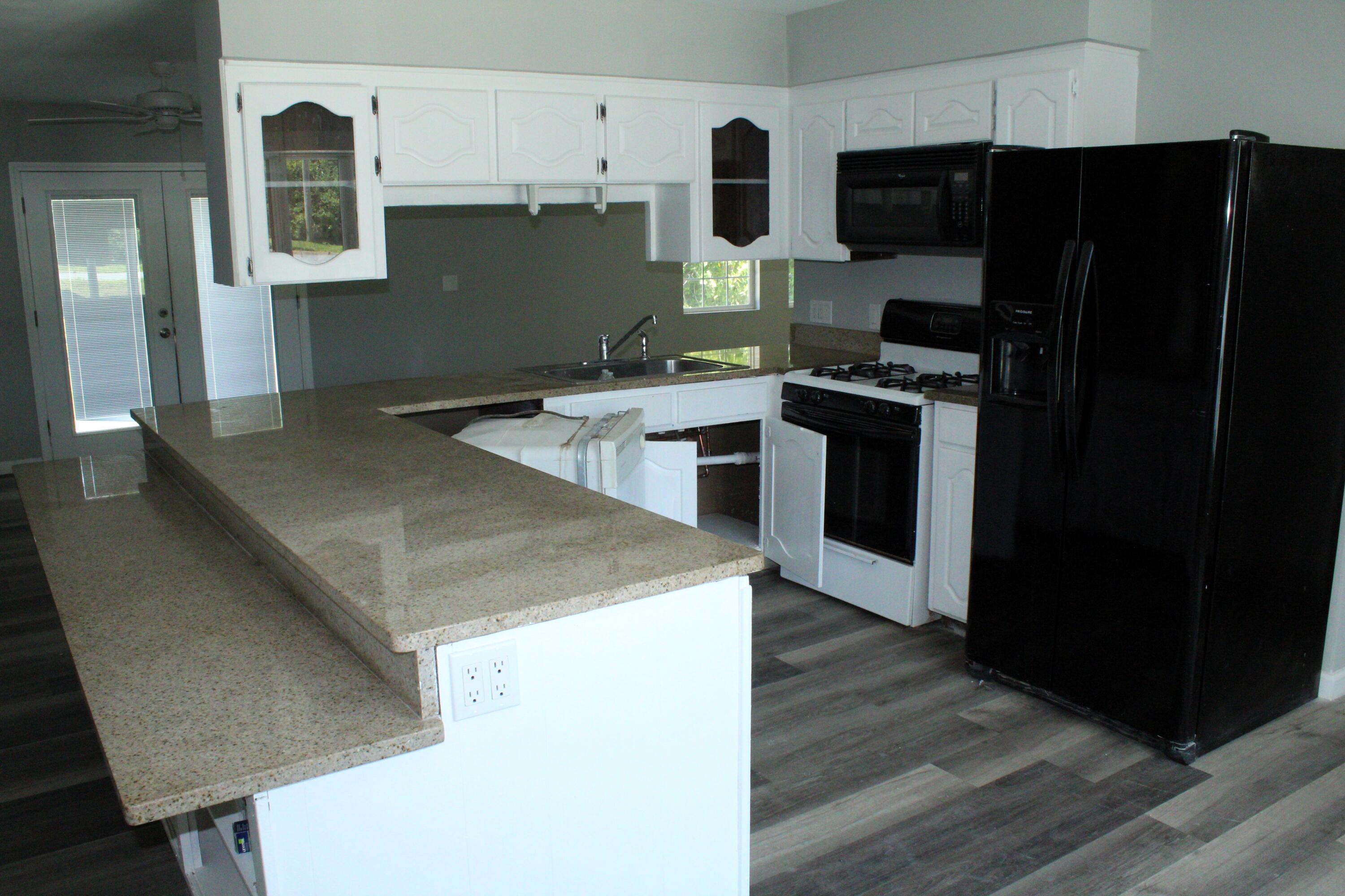 CAROLINE ADDN UNIT 3 - Residential