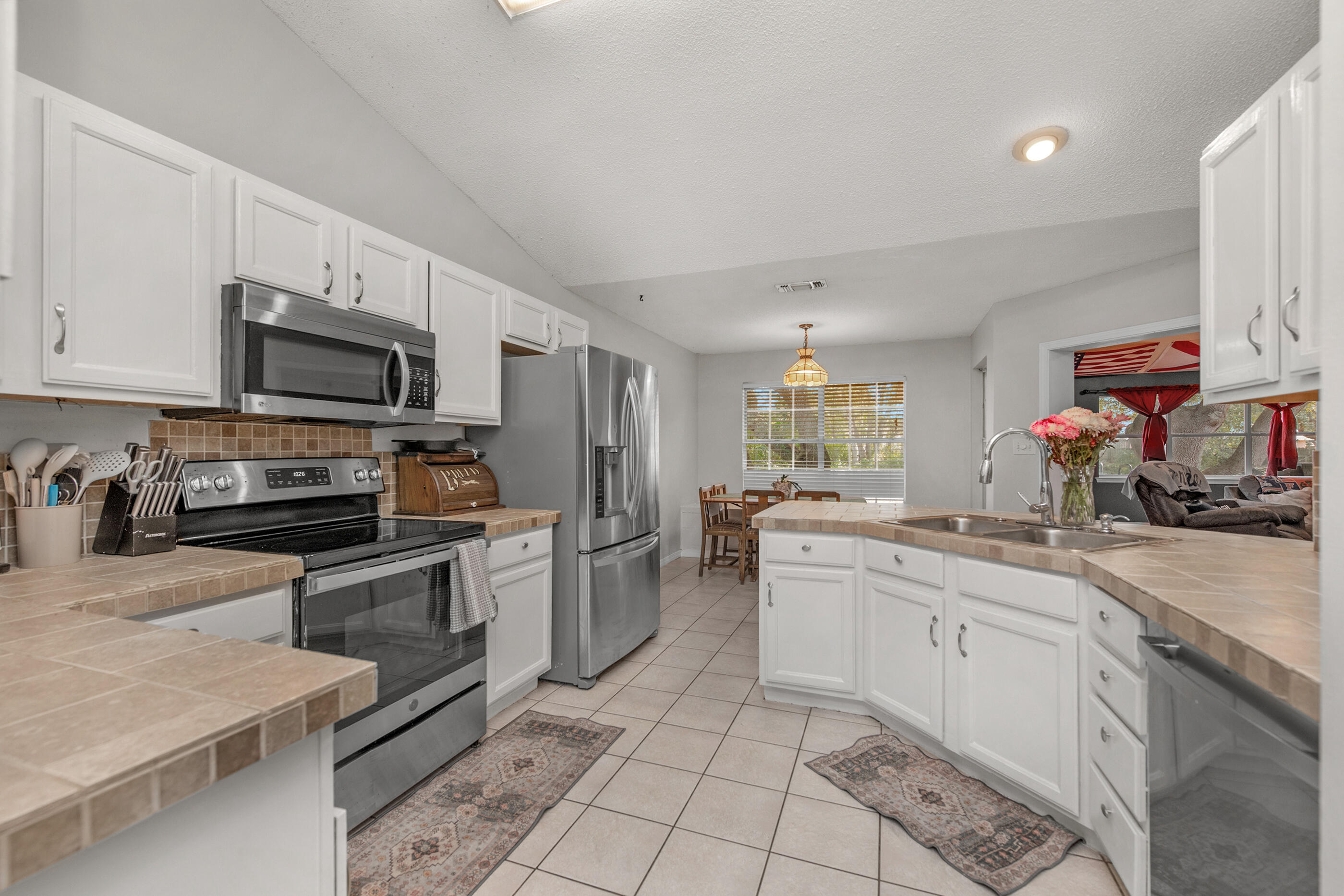 HOLLEY BY THE SEA - Residential