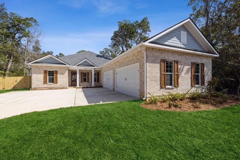 ST ANDREWS NORTH BLUEWATER BAY - Residential