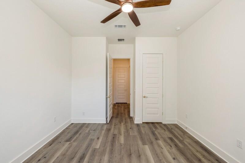 ST ANDREWS NORTH BLUEWATER BAY - Residential