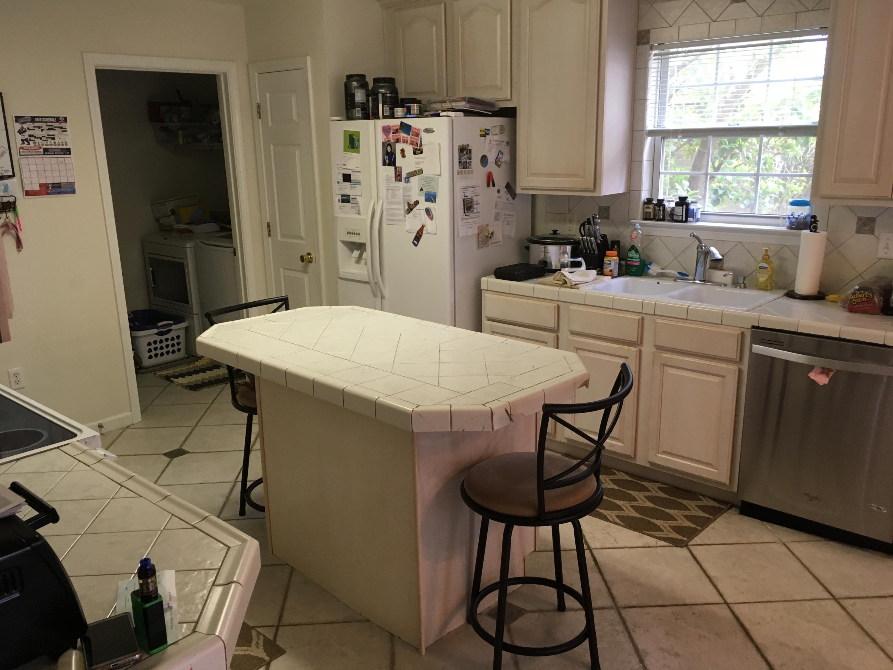 LAKEVIEW - Residential