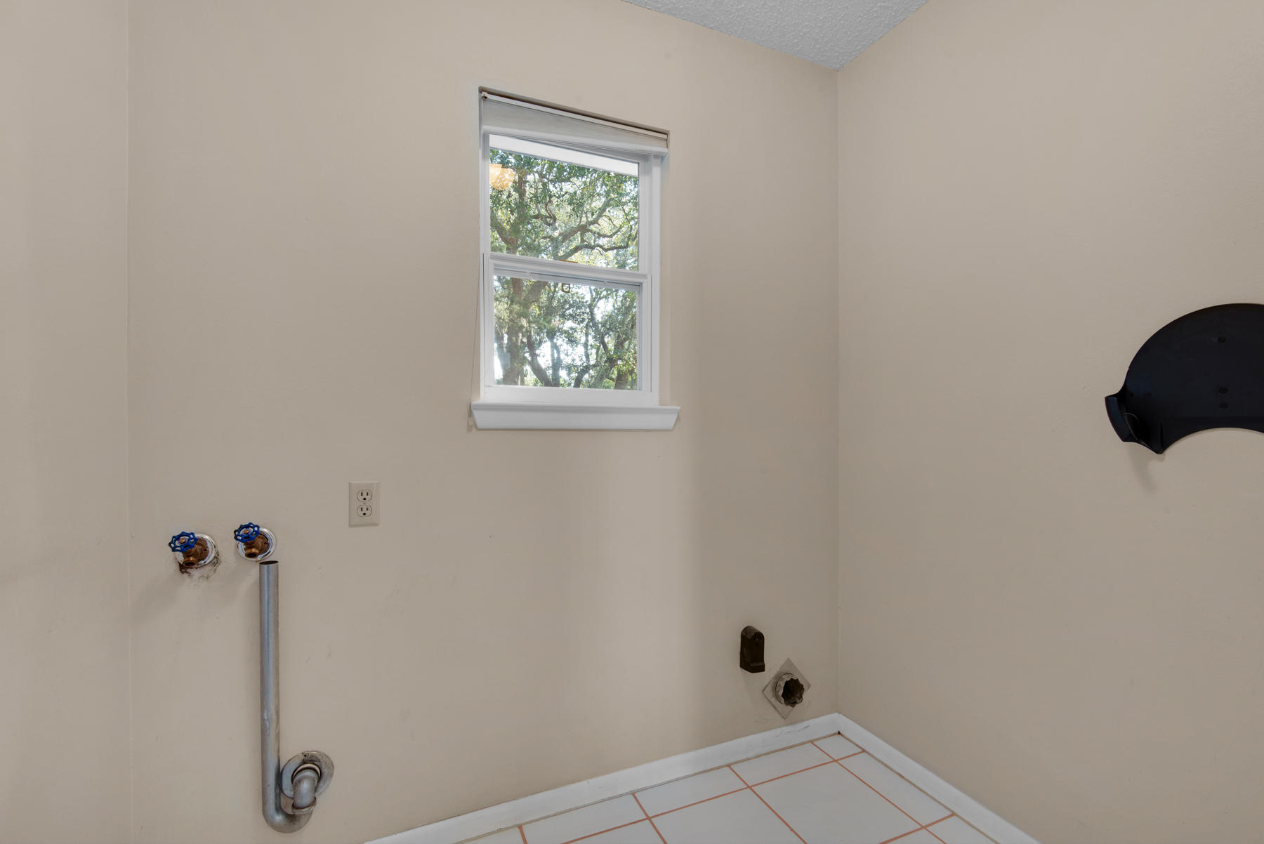 BAYOU WOODS 4TH ADD - Residential