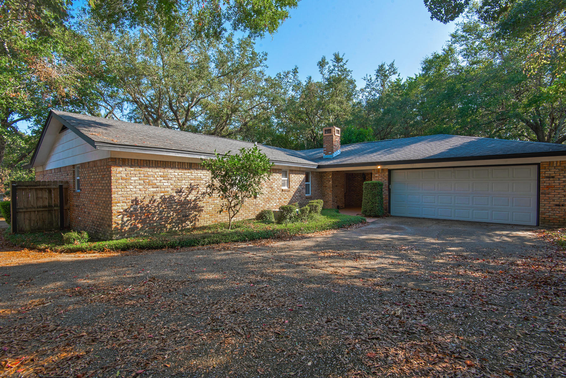 BAYOU WOODS 4TH ADD - Residential