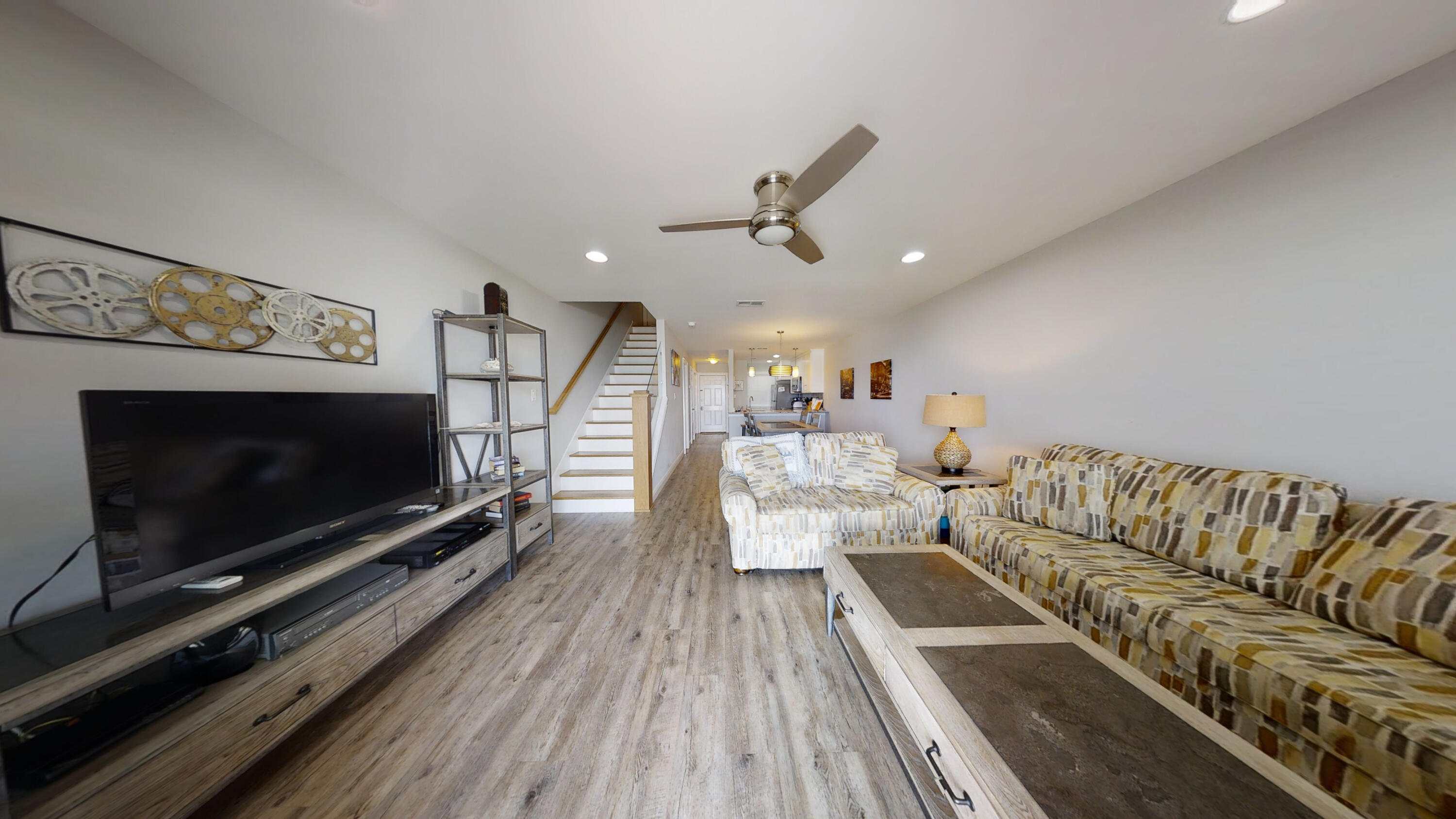 RAMSGATE HARBOUR PH 3 CONDO - Residential