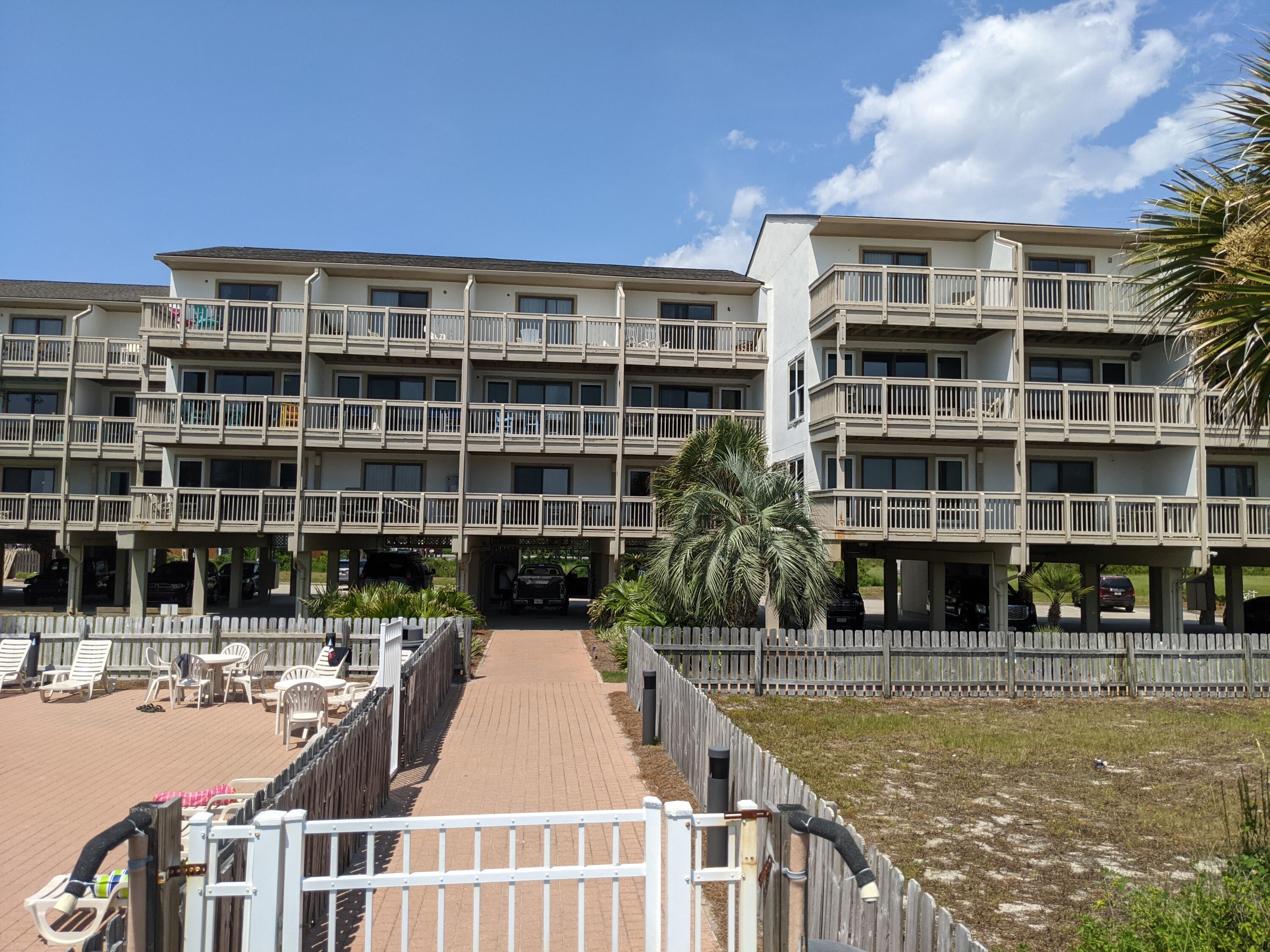 RAMSGATE HARBOUR PH 3 CONDO - Residential