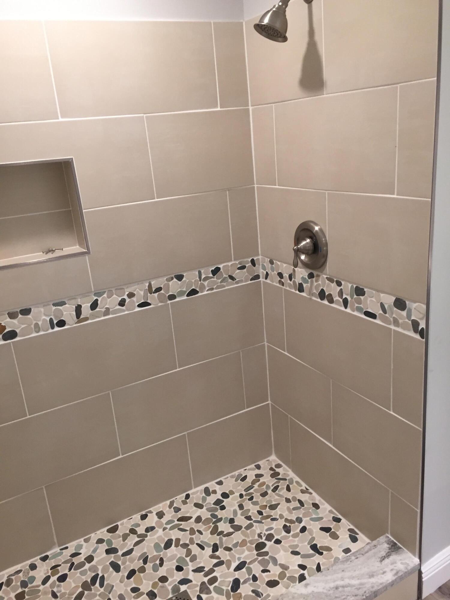 RAMSGATE HARBOUR PH 3 CONDO - Residential