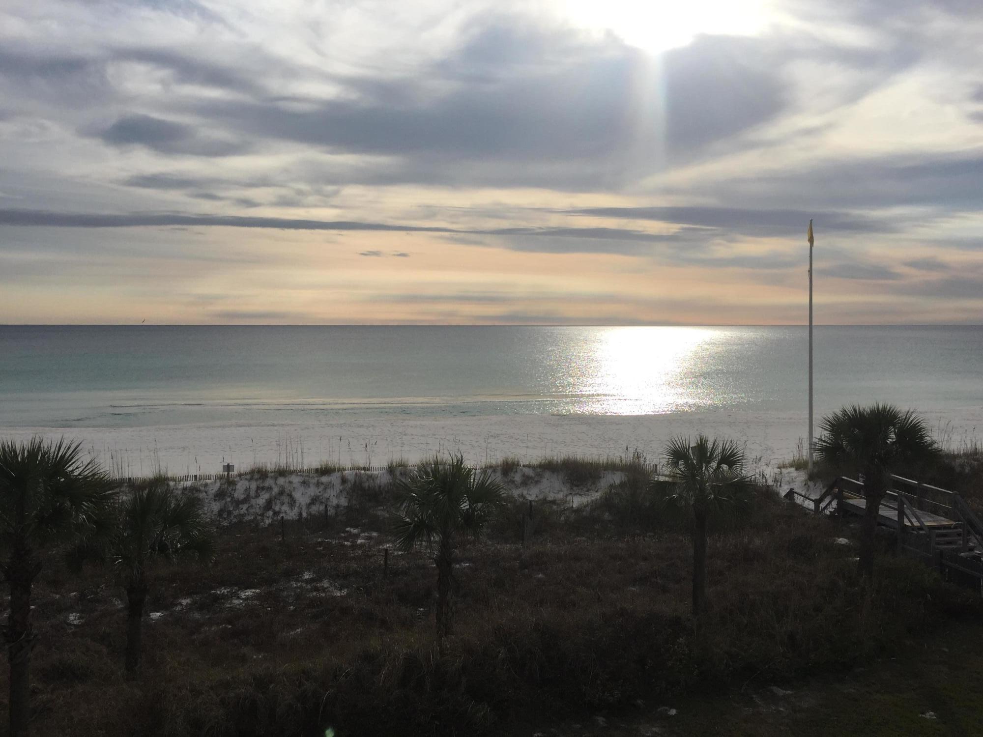 RAMSGATE HARBOUR PH 3 CONDO - Residential