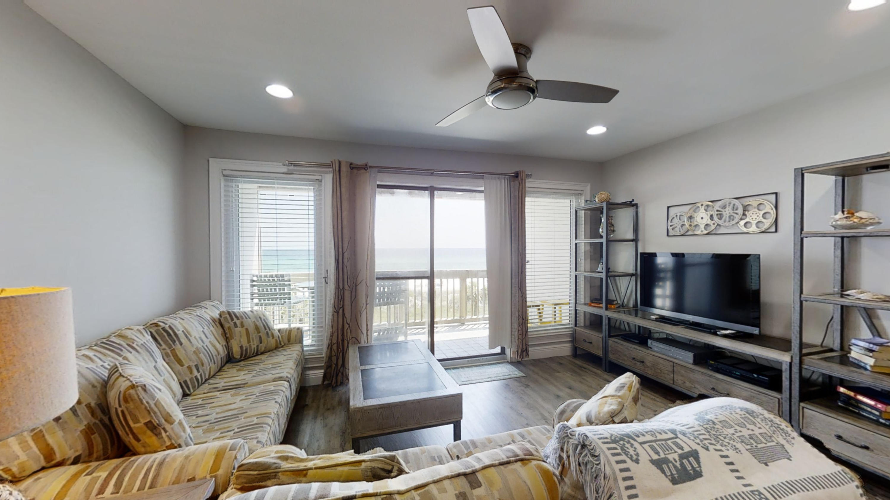 RAMSGATE HARBOUR PH 3 CONDO - Residential