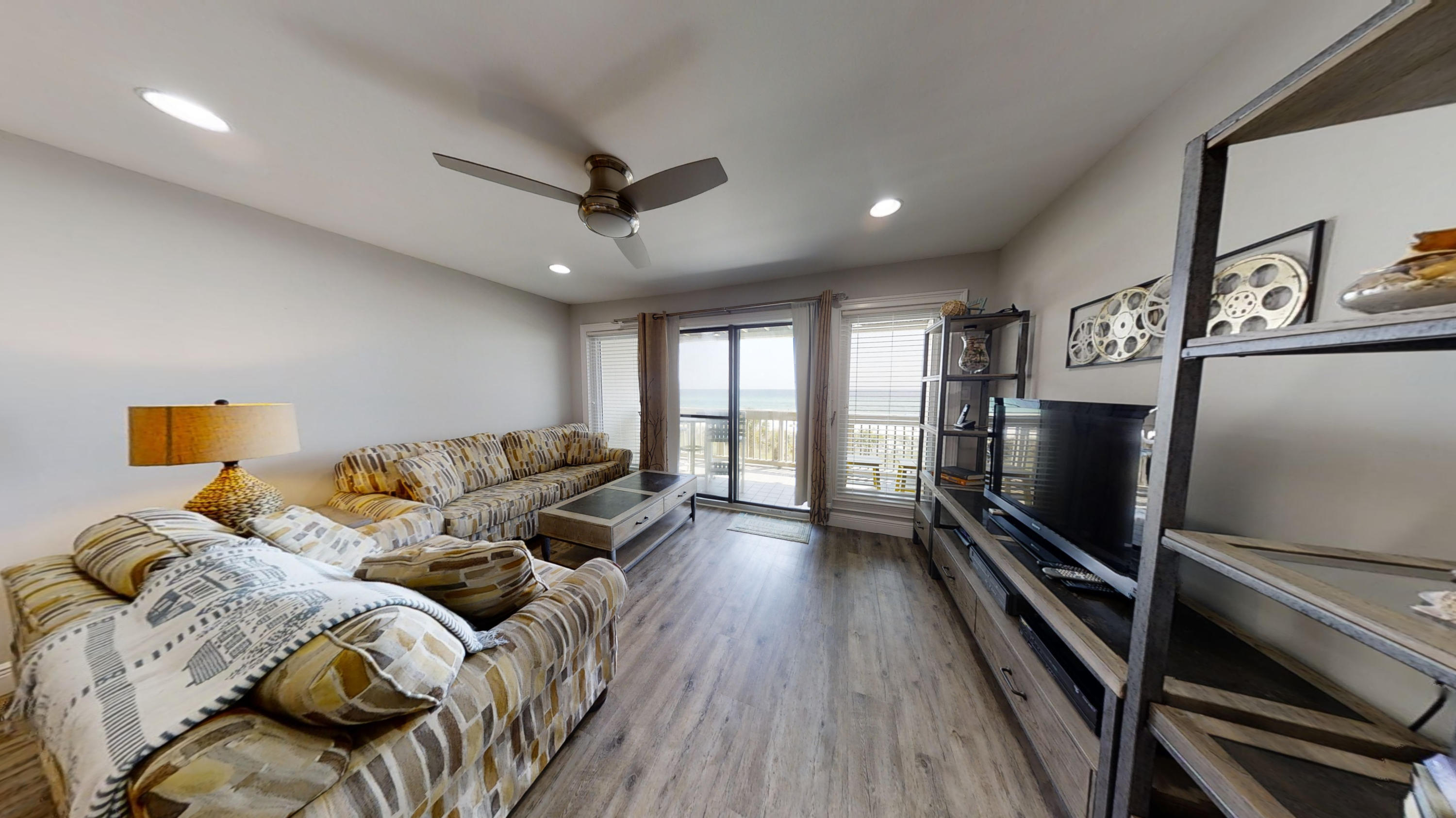 RAMSGATE HARBOUR PH 3 CONDO - Residential