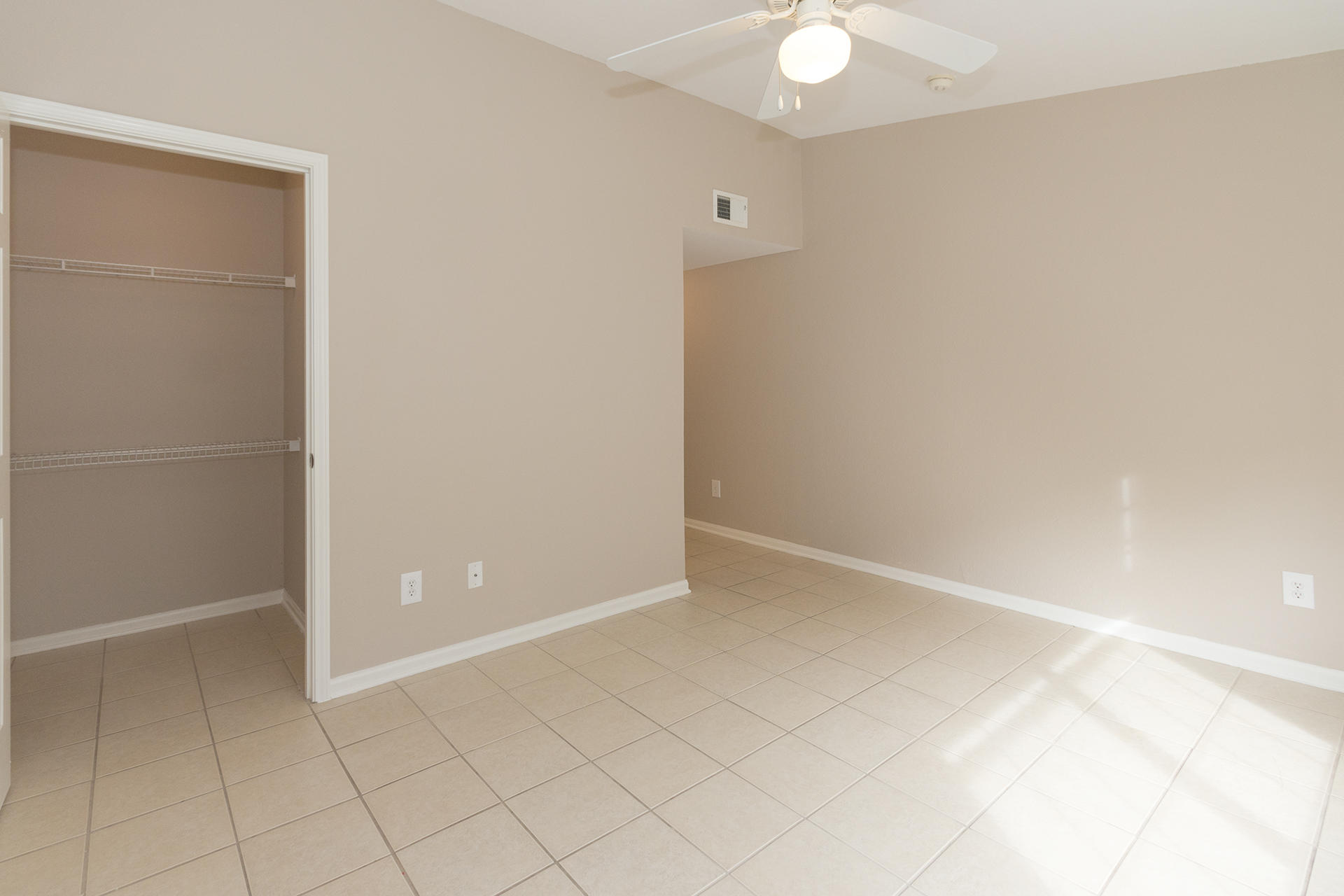 INDIAN LAKE - Residential