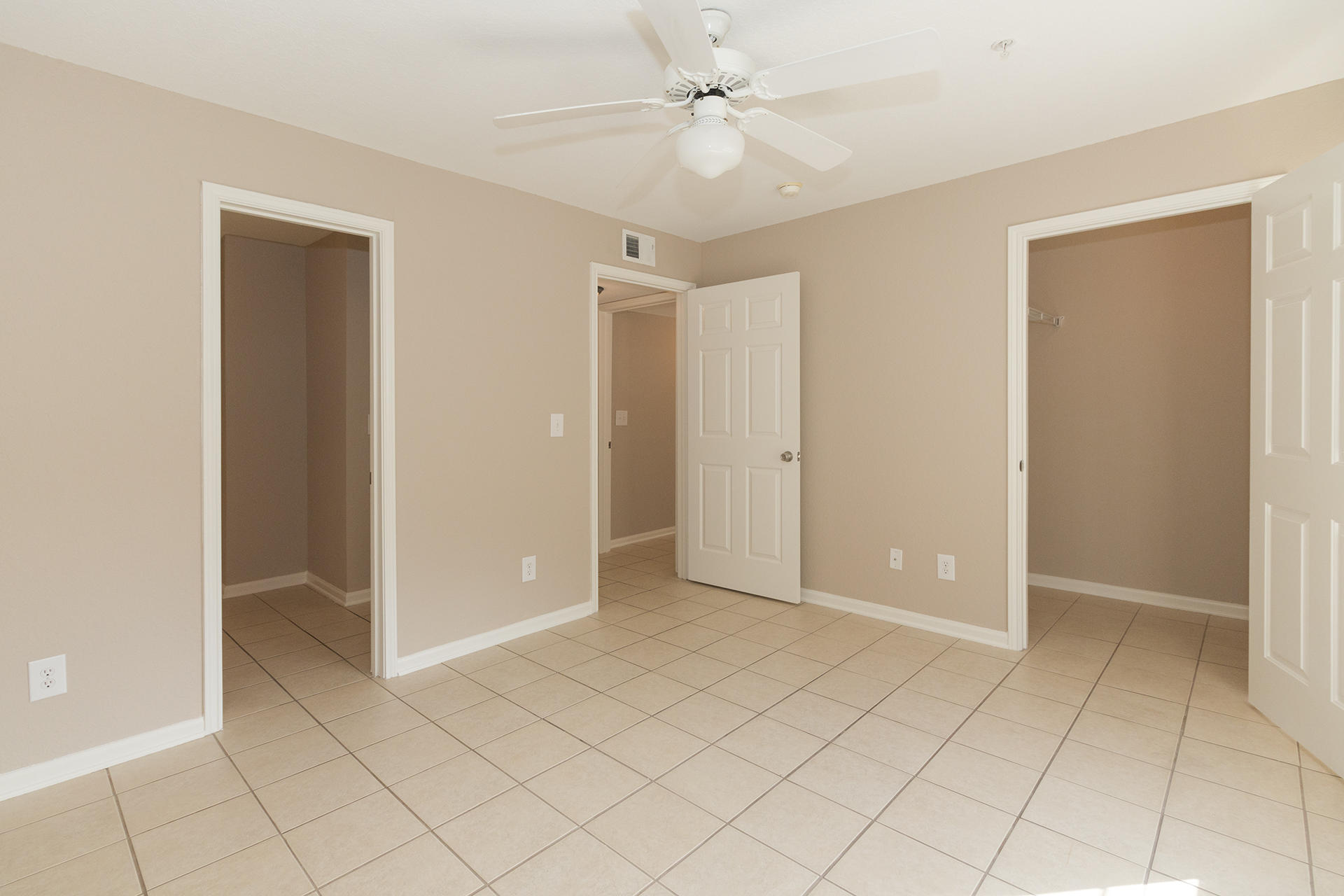 INDIAN LAKE - Residential