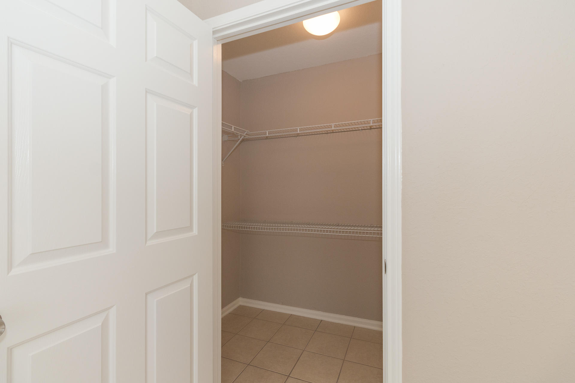 INDIAN LAKE - Residential