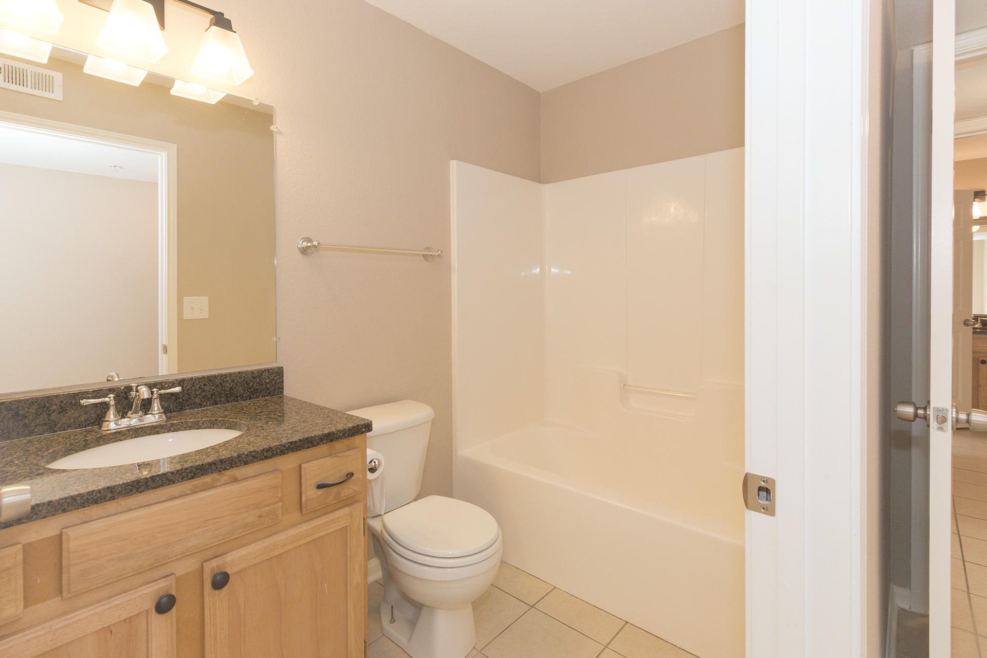 INDIAN LAKE - Residential