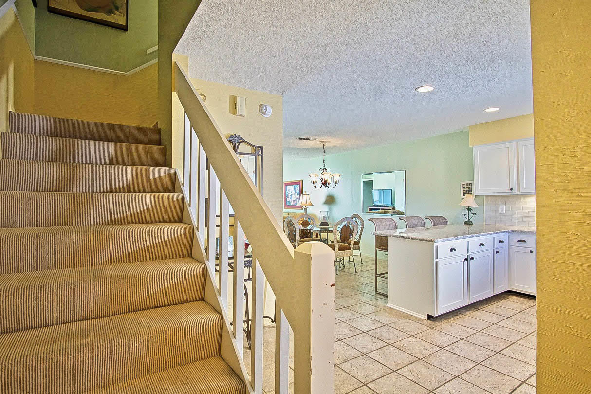 SEA CLIFFS T/H PH 2 - Residential