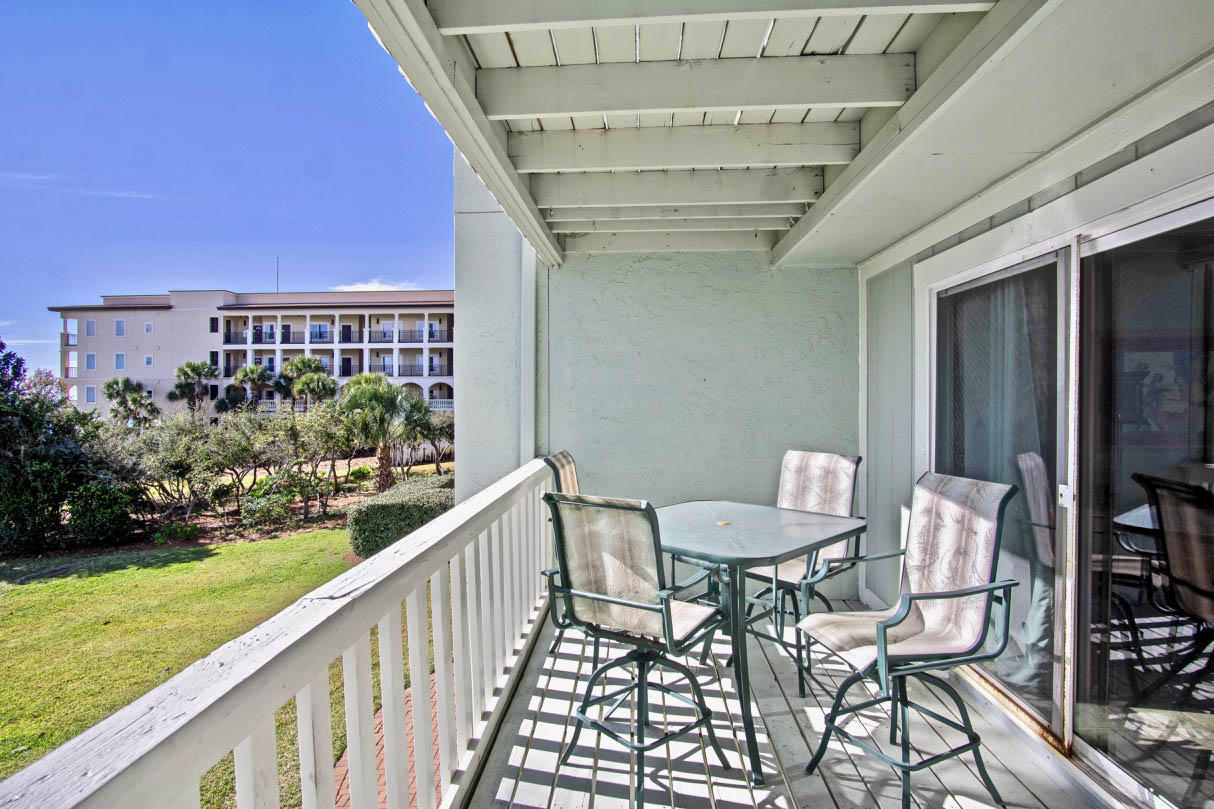 SEA CLIFFS T/H PH 2 - Residential