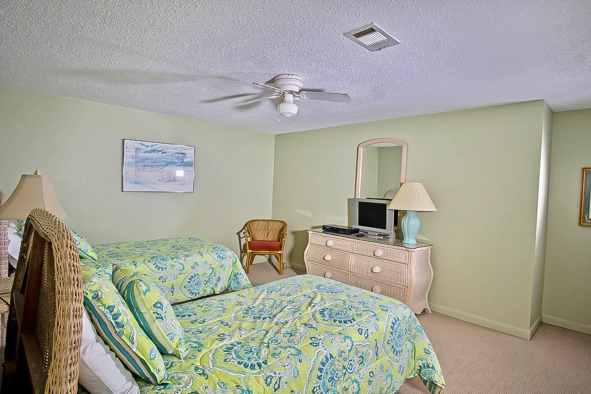 SEA CLIFFS T/H PH 2 - Residential