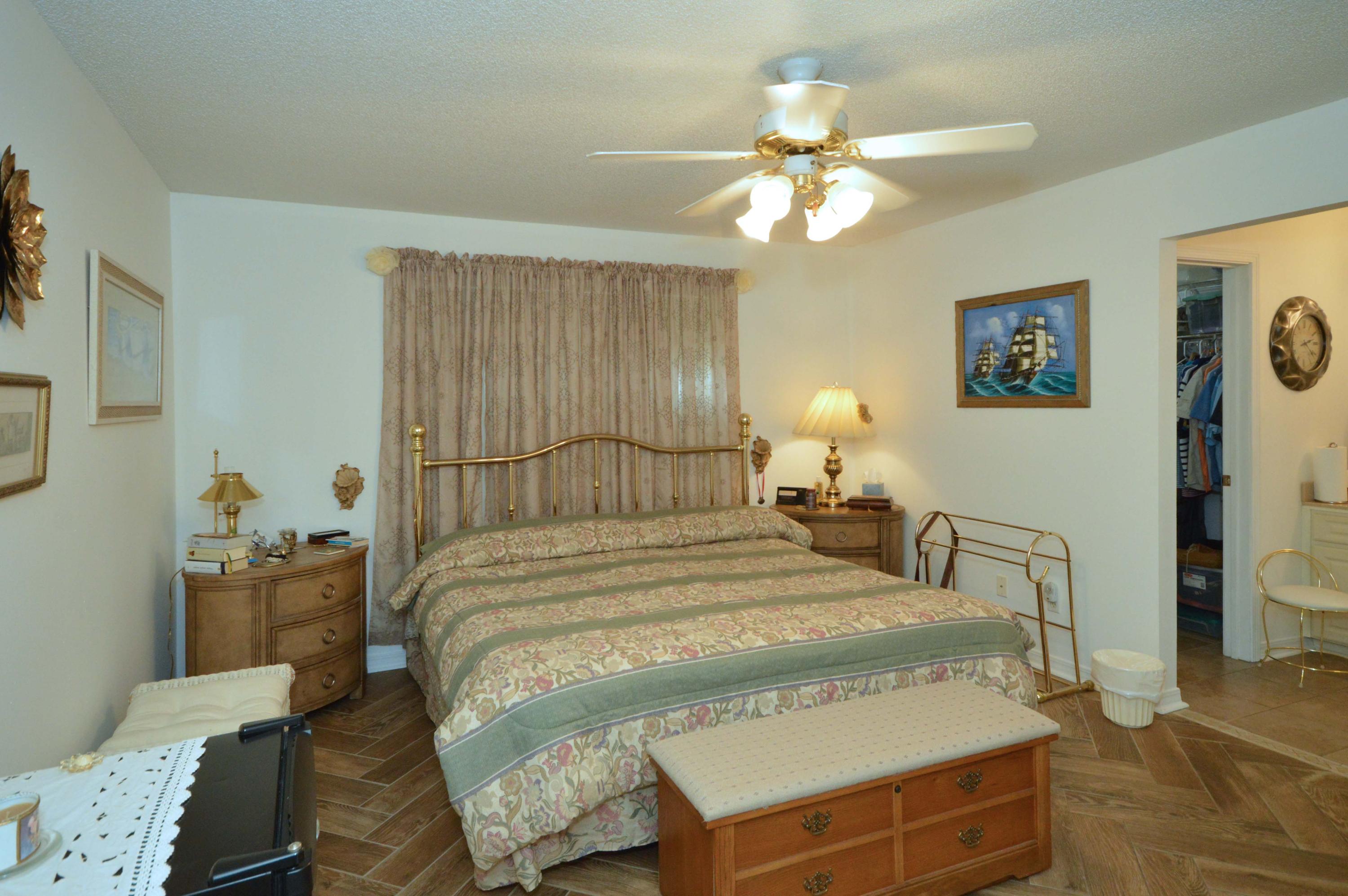 MARION OAKS - Residential