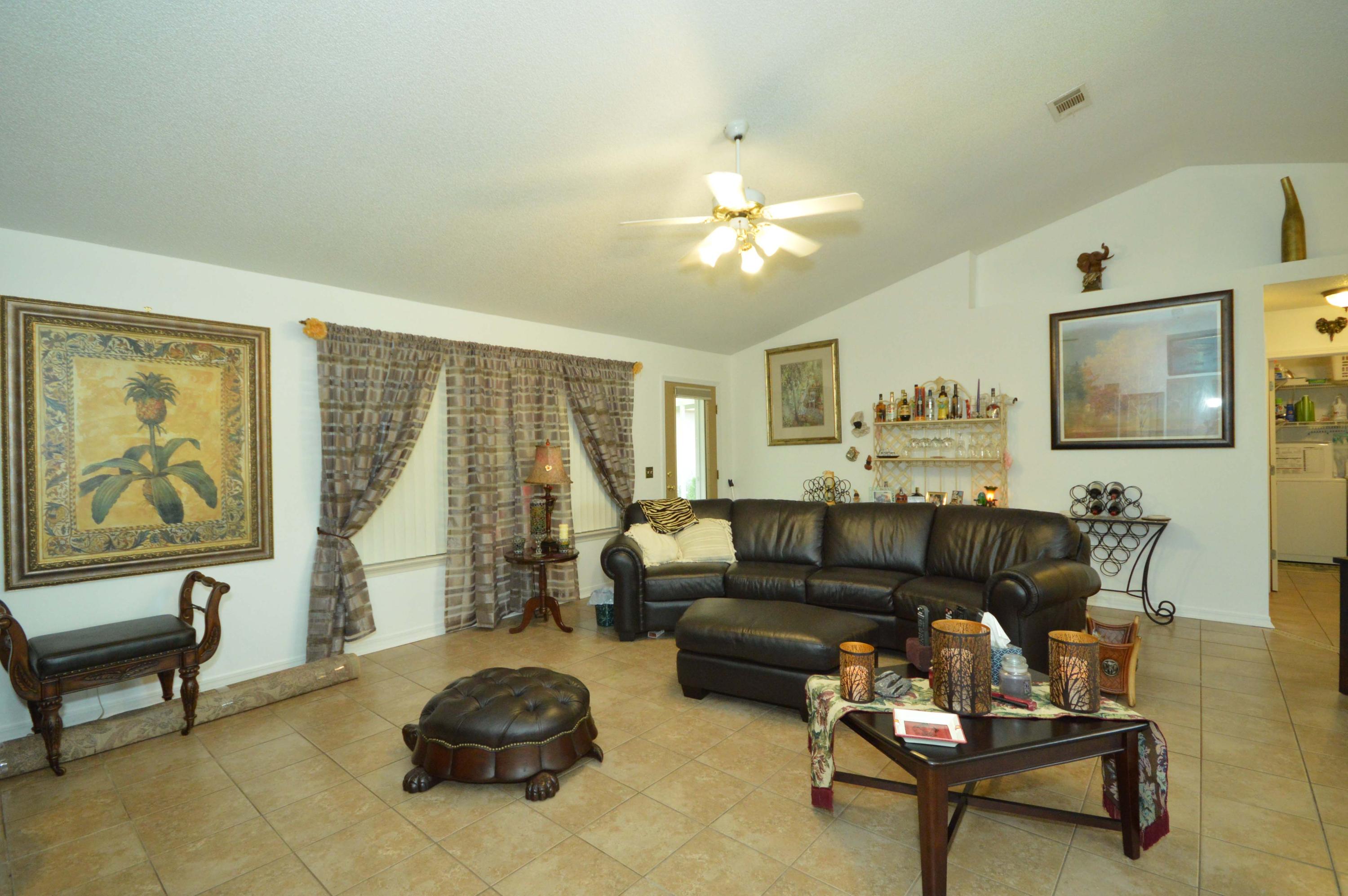 MARION OAKS - Residential