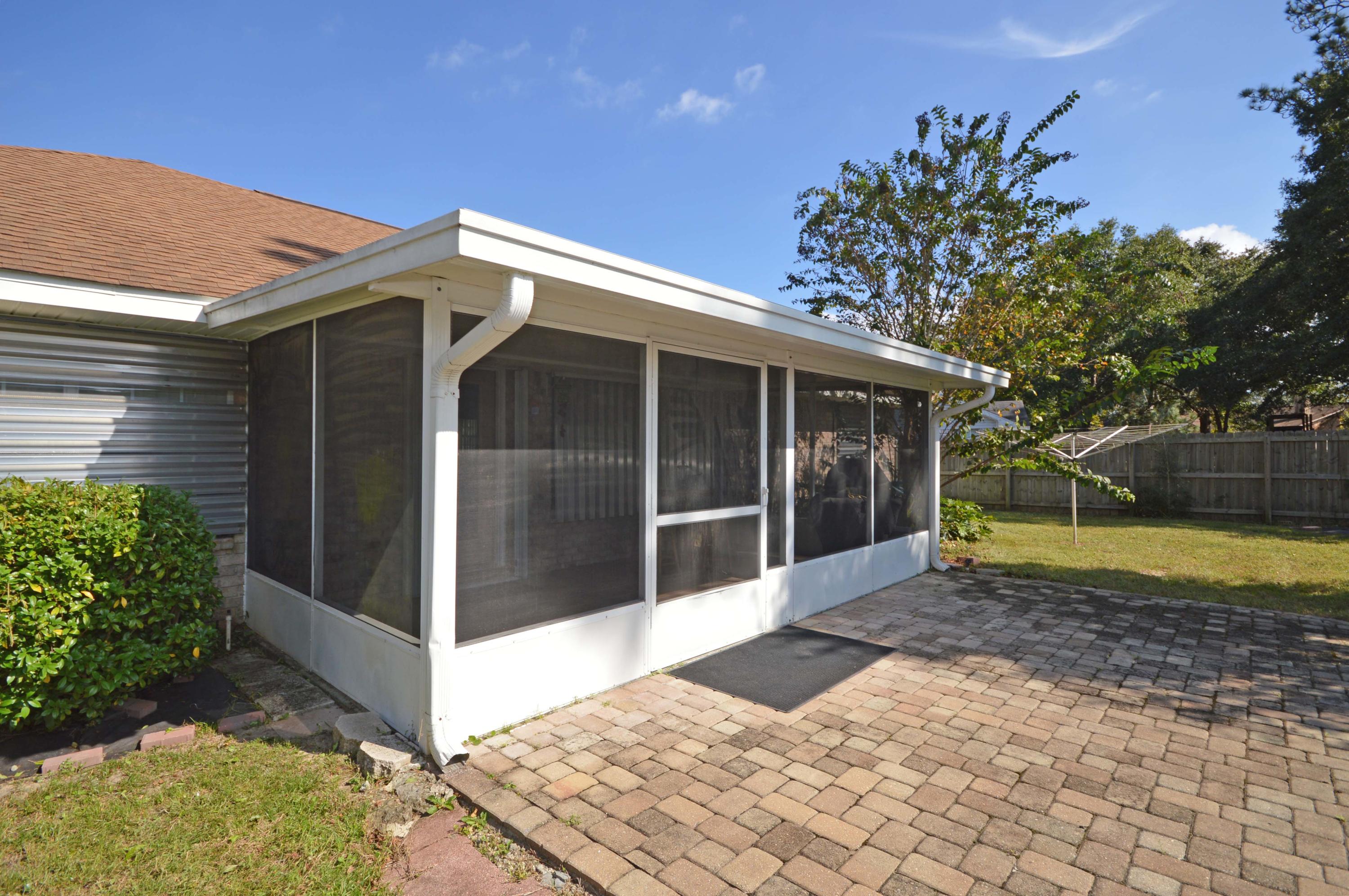 MARION OAKS - Residential