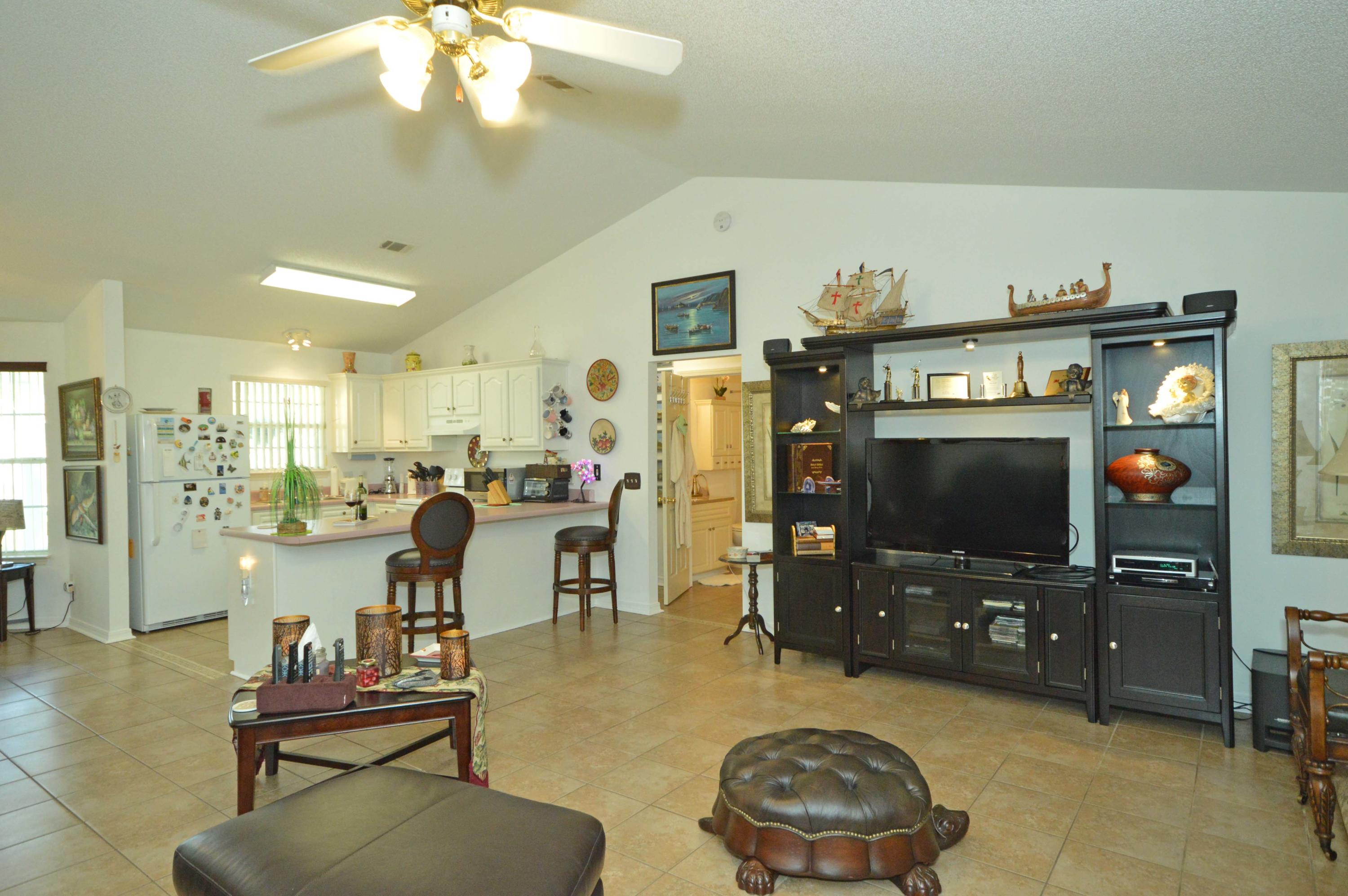 MARION OAKS - Residential