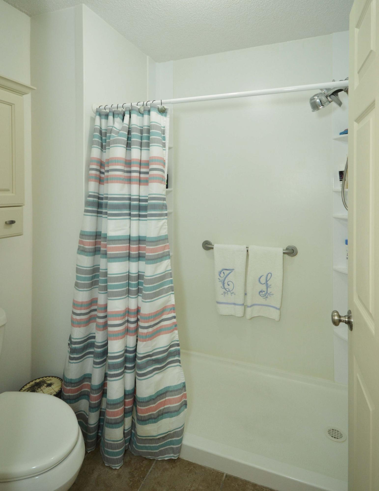 MARION OAKS - Residential