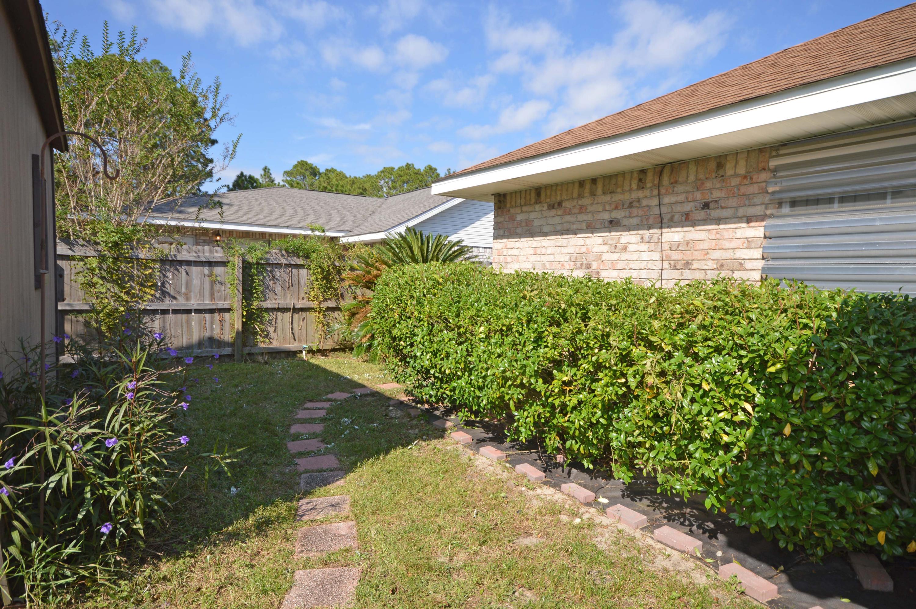 MARION OAKS - Residential