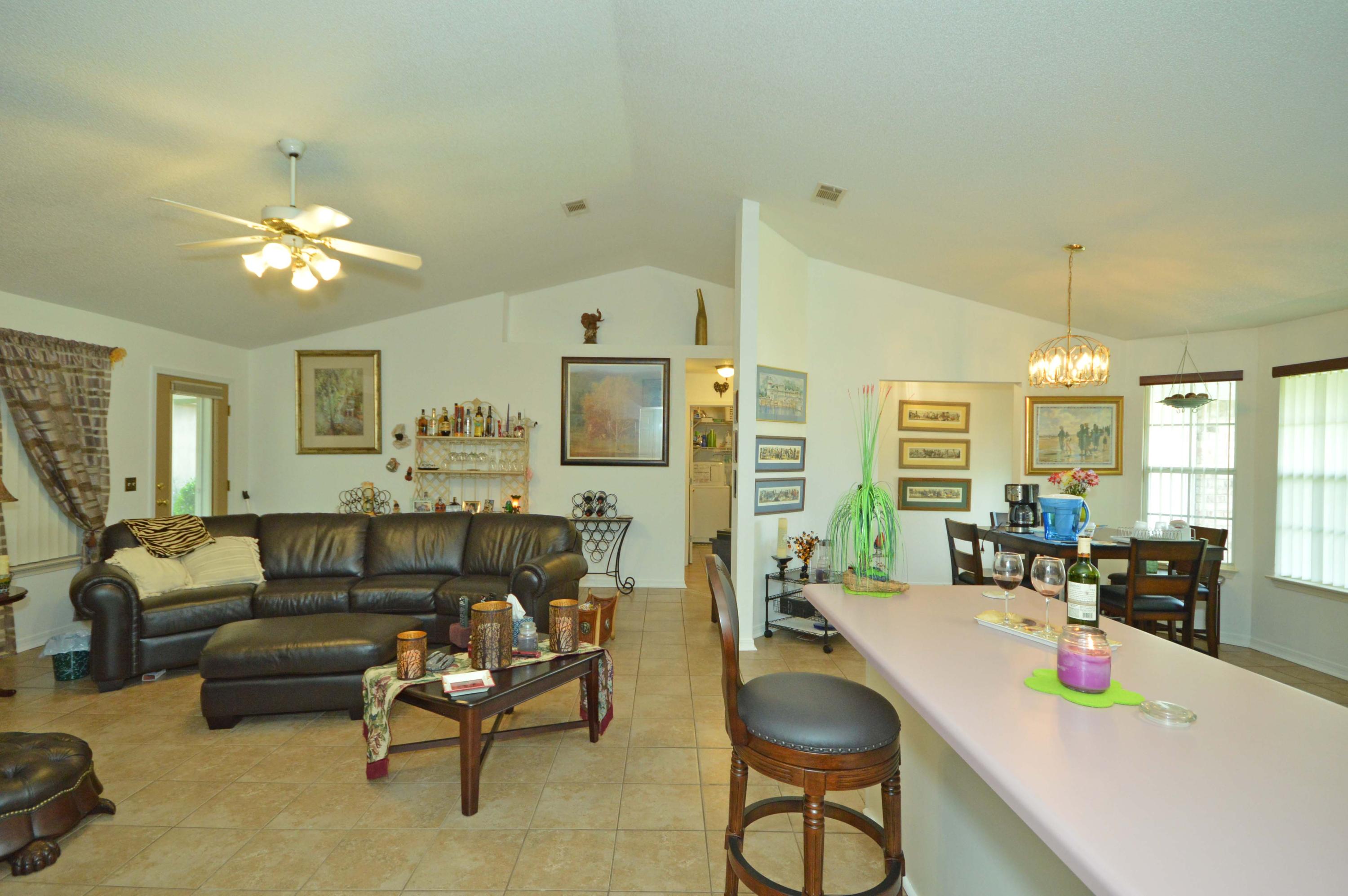 MARION OAKS - Residential