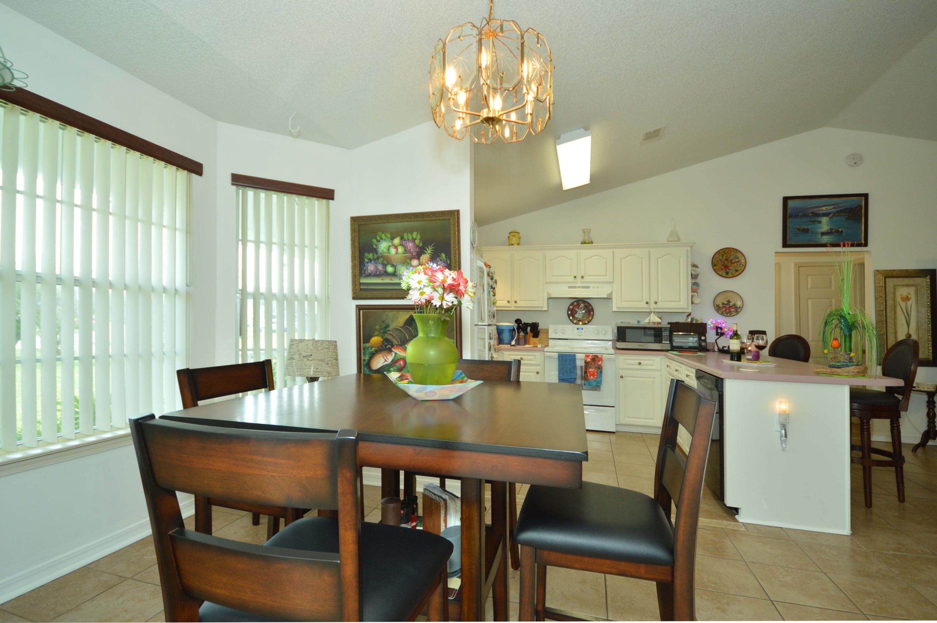 MARION OAKS - Residential