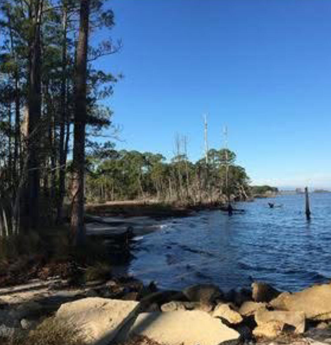 LOT 12 BLK 78 TOWN OF SANTA ROSA OR 1725-99 OR 2687-438 OR 2768-1025 OR 2771-4479 - Land