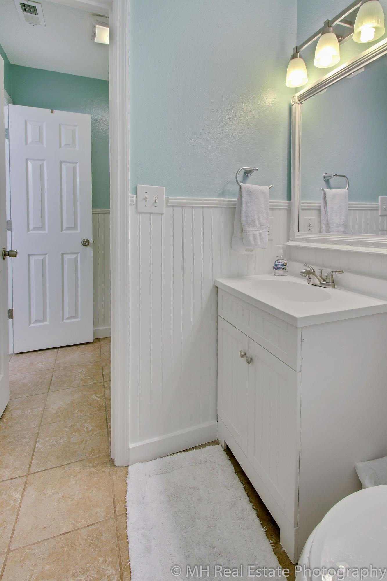 BEACHSIDE VILLAS CONDO - Residential