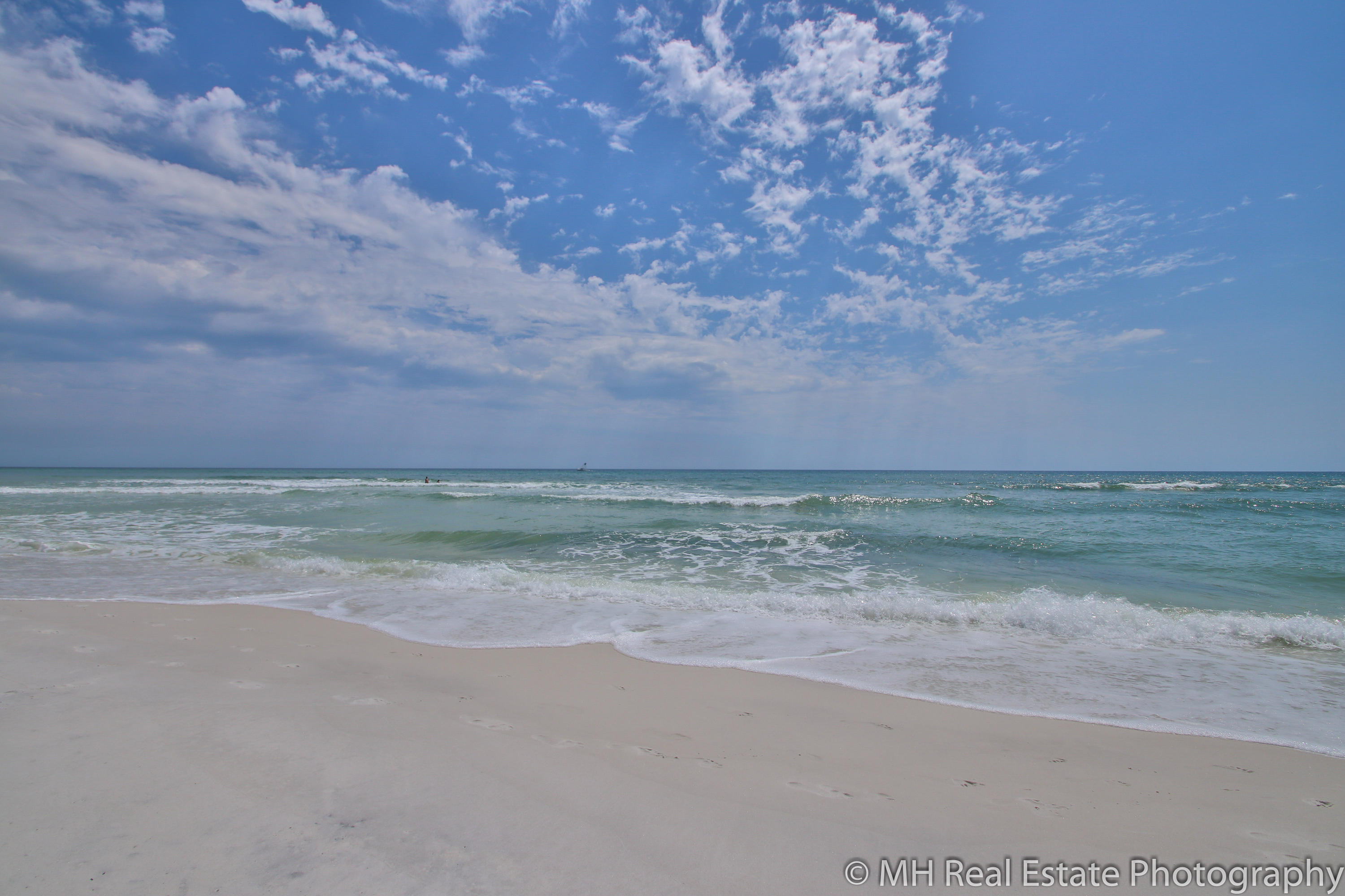 BEACHSIDE VILLAS CONDO - Residential