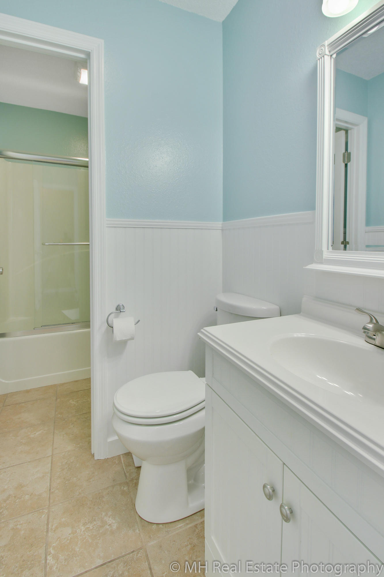 BEACHSIDE VILLAS CONDO - Residential