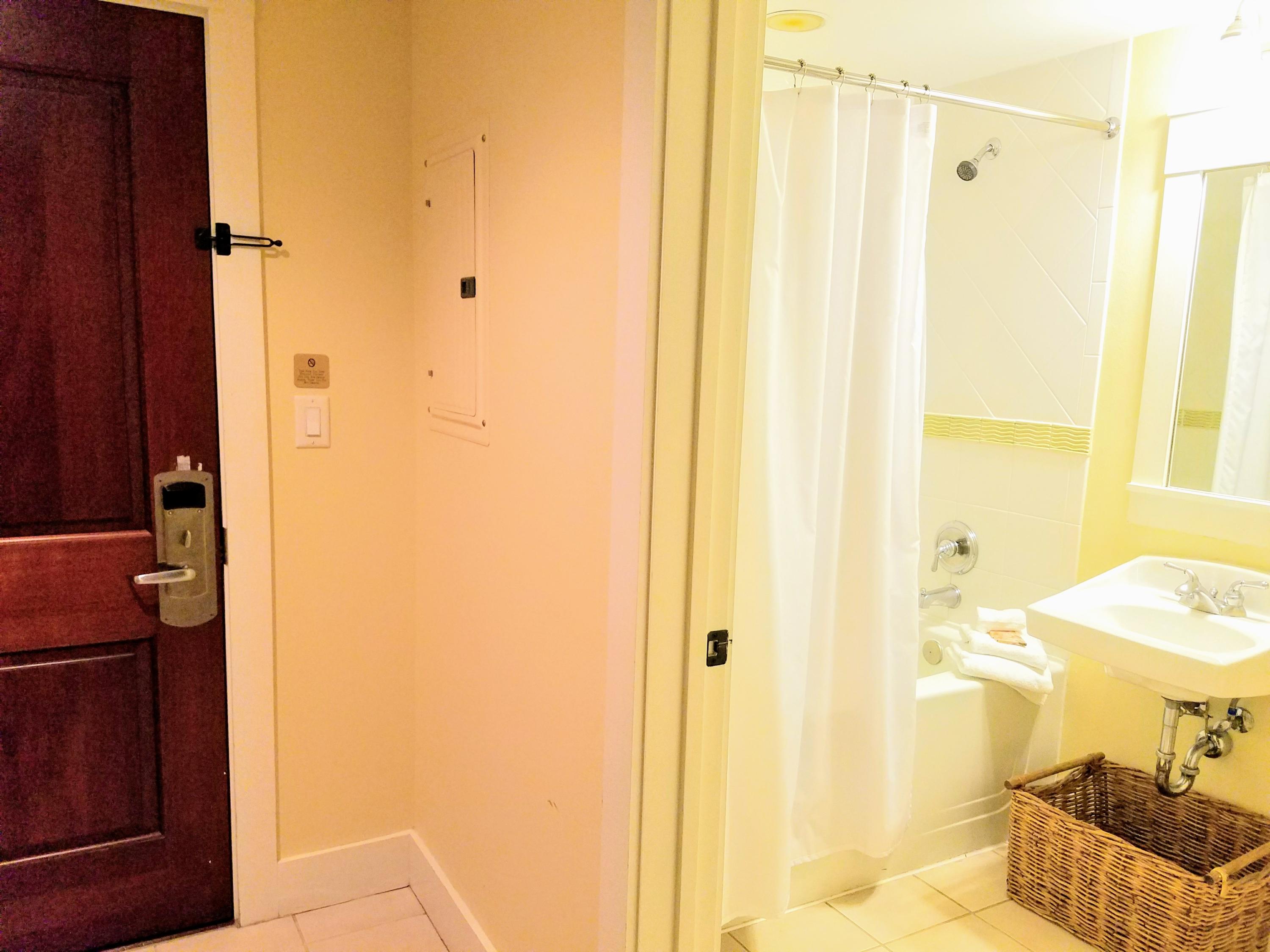 PILOT HOUSE - Residential