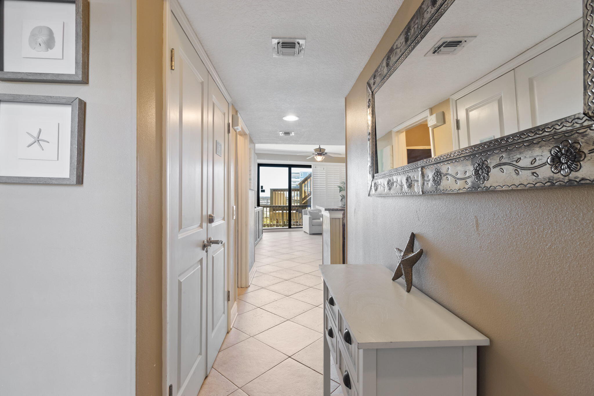 MAINSAIL CONDO PH 1 - Residential