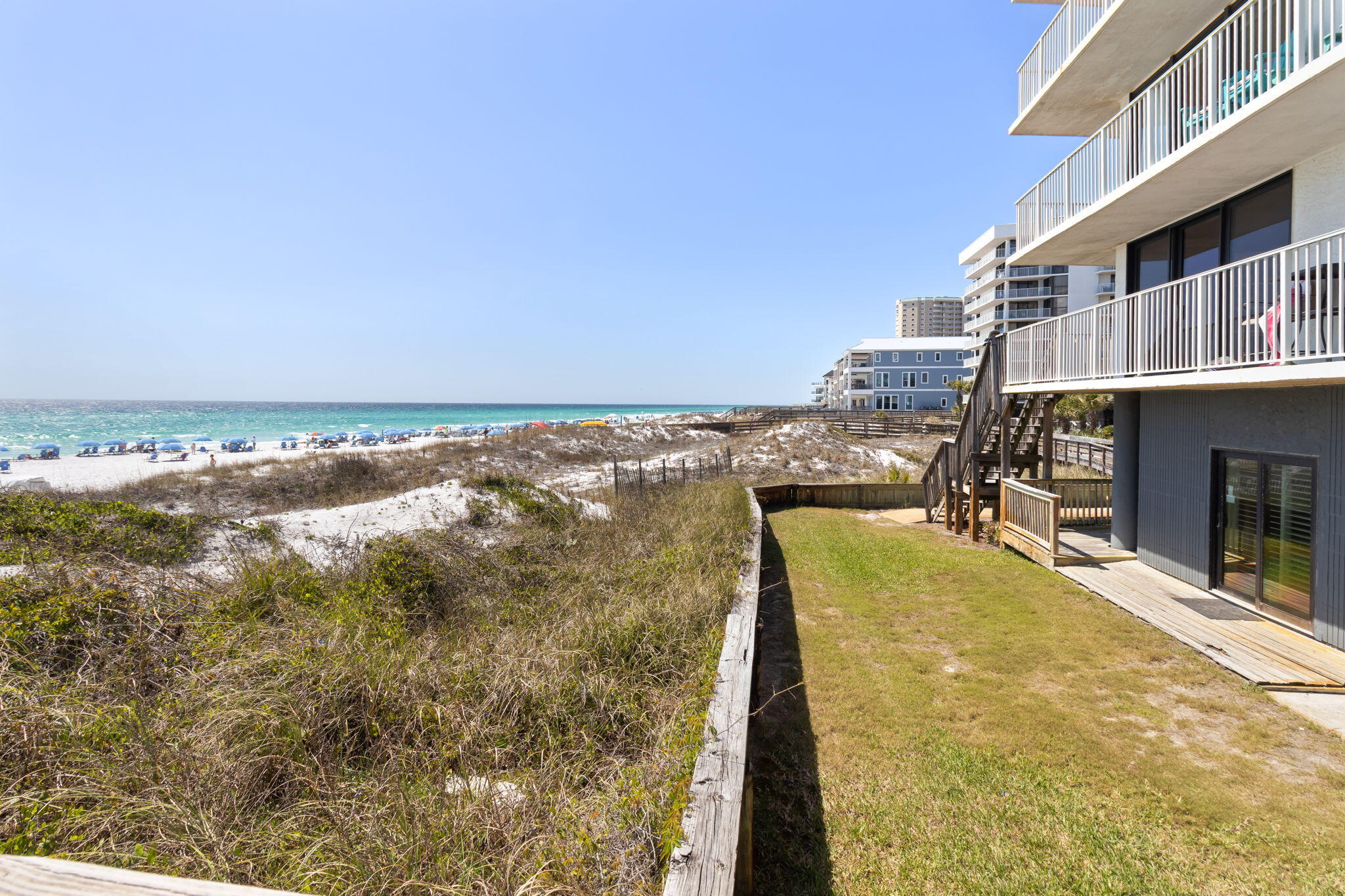MAINSAIL CONDO PH 1 - Residential