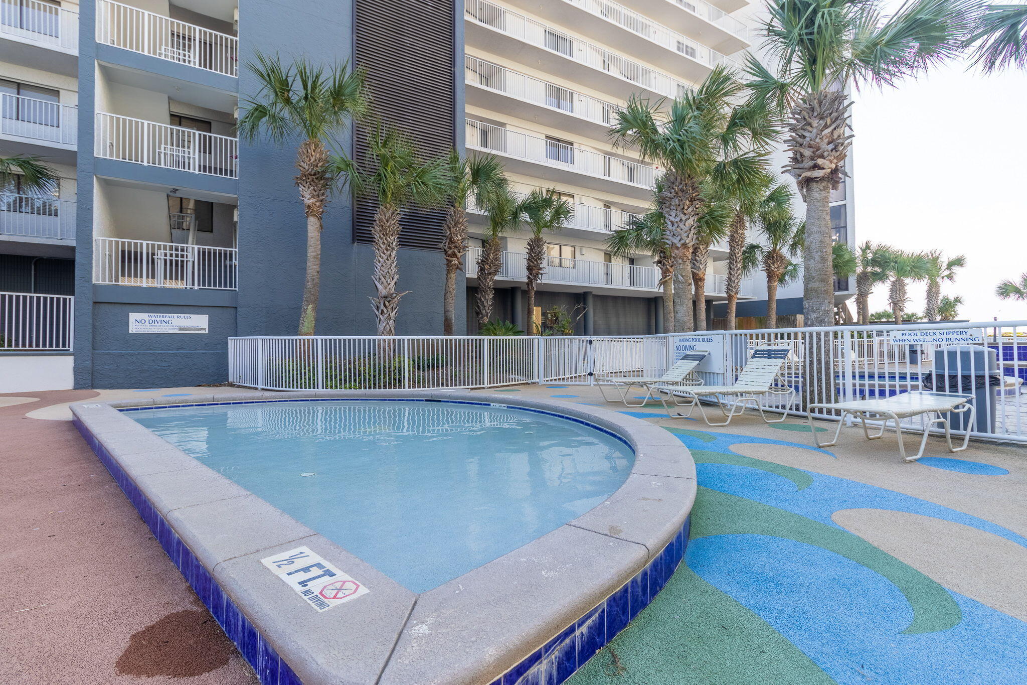 MAINSAIL CONDO PH 1 - Residential