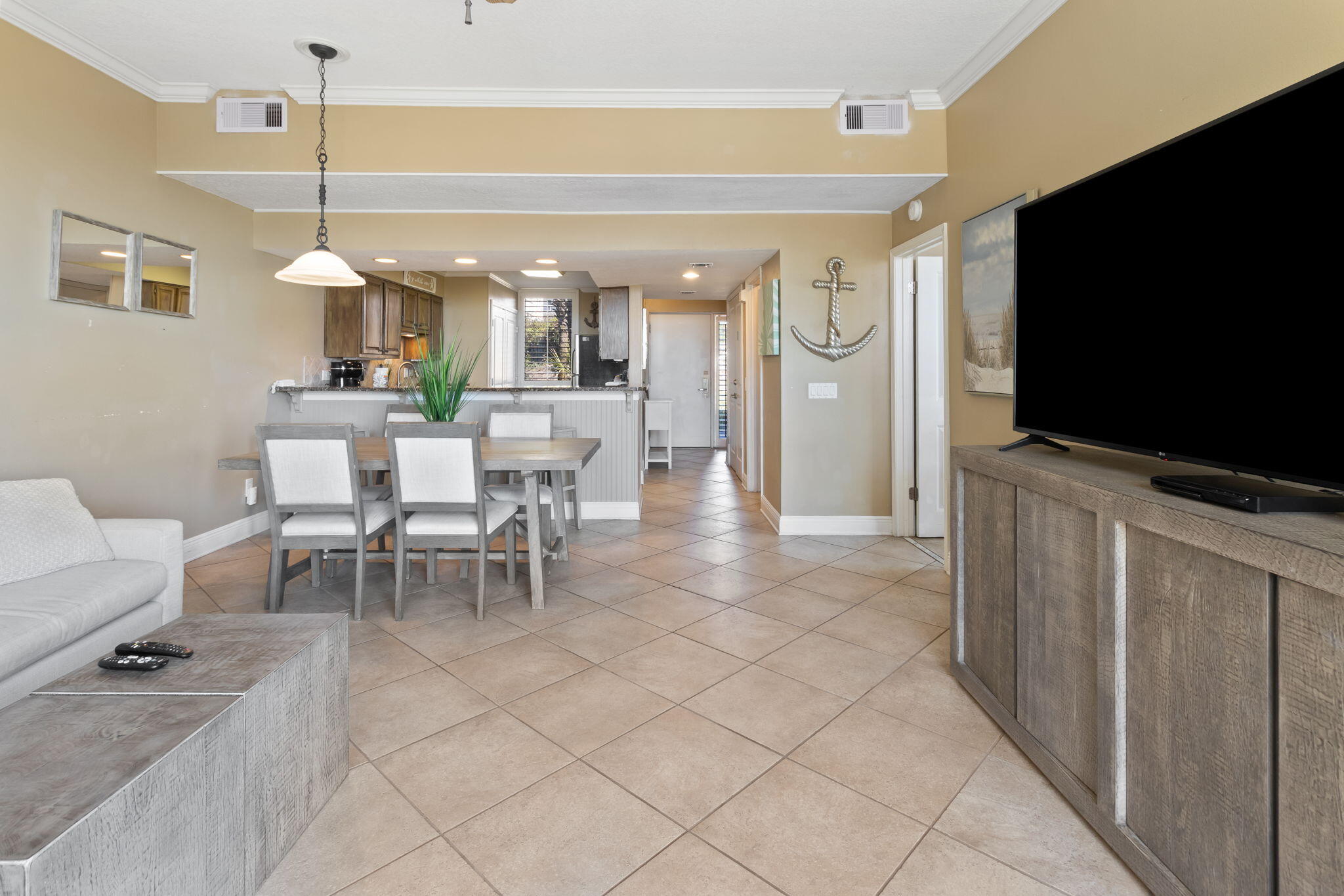 MAINSAIL CONDO PH 1 - Residential