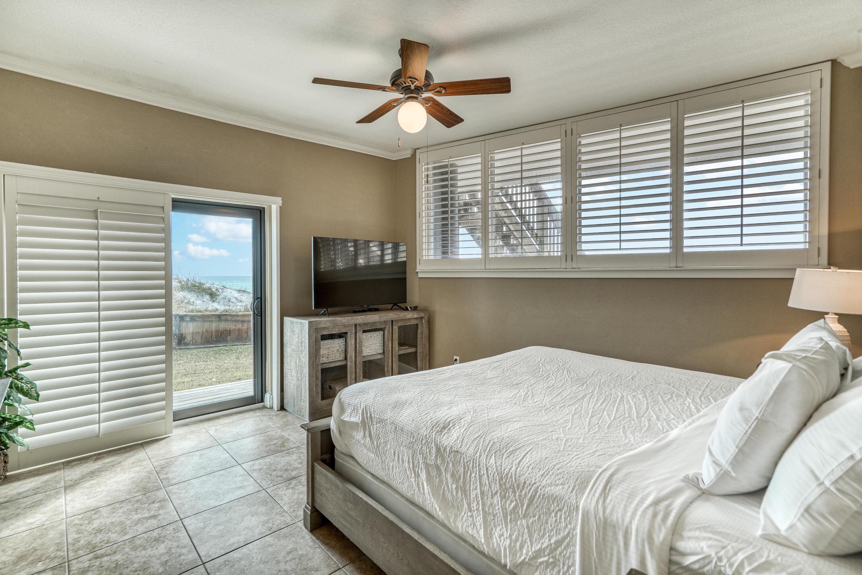 MAINSAIL CONDO PH 1 - Residential