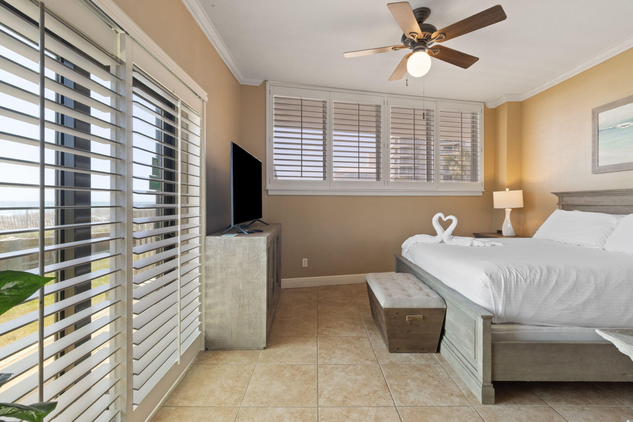 MAINSAIL CONDO PH 1 - Residential