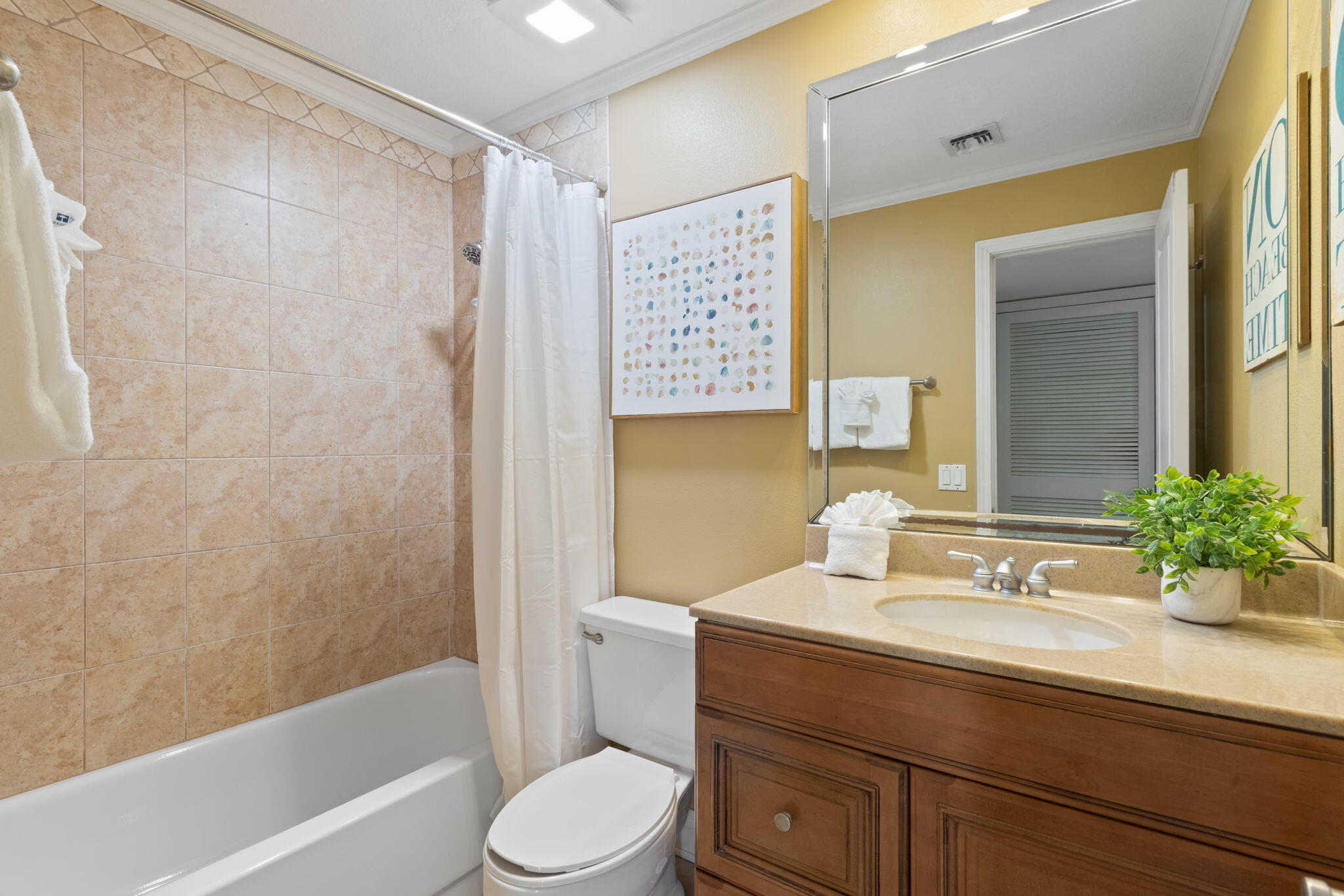 MAINSAIL CONDO PH 1 - Residential