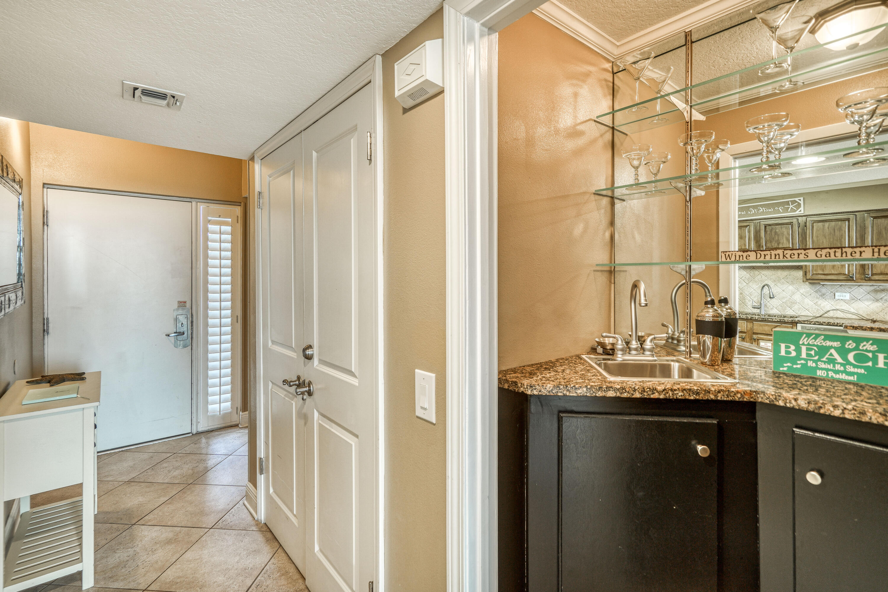 MAINSAIL CONDO PH 1 - Residential