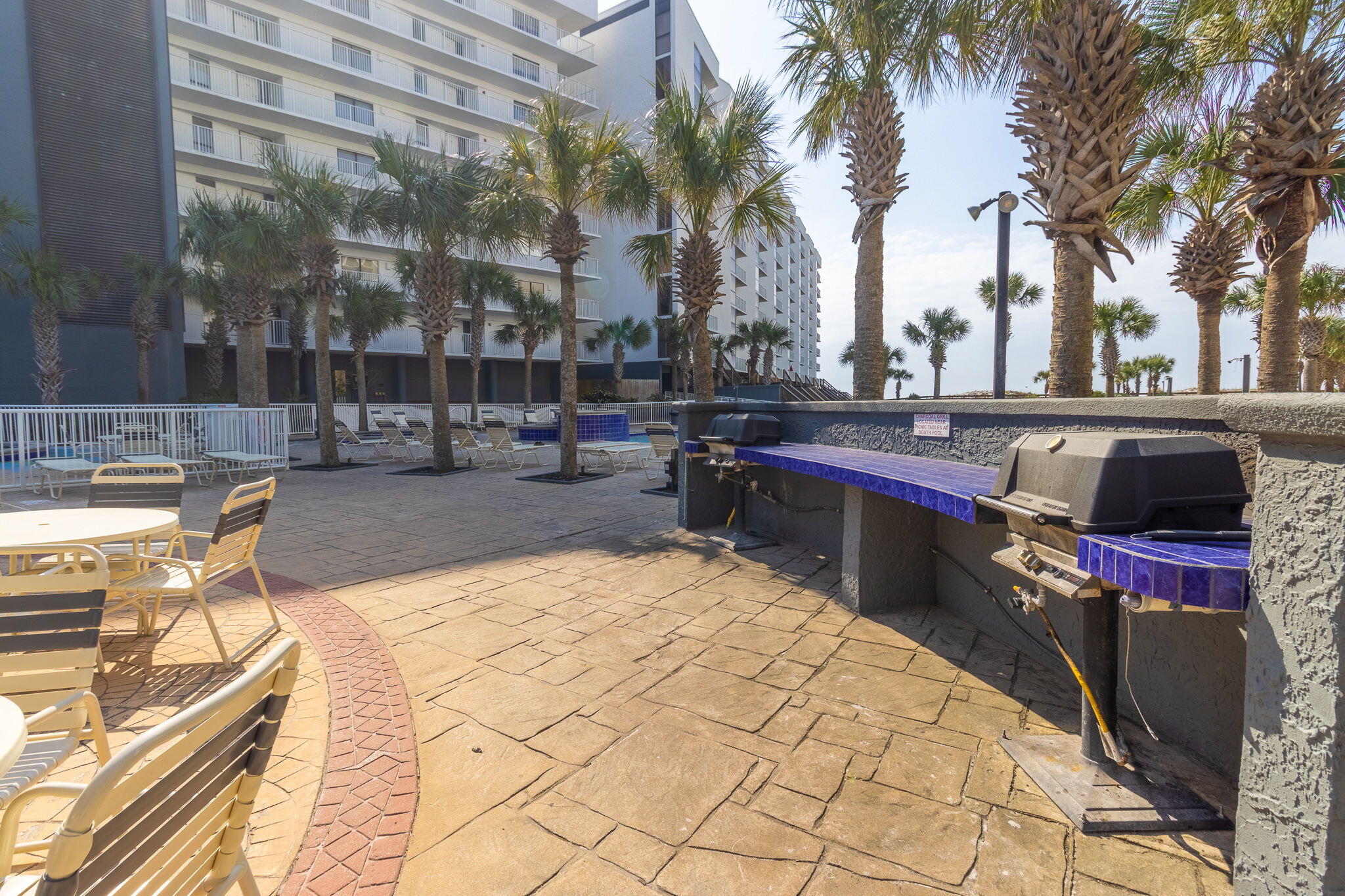 MAINSAIL CONDO PH 1 - Residential